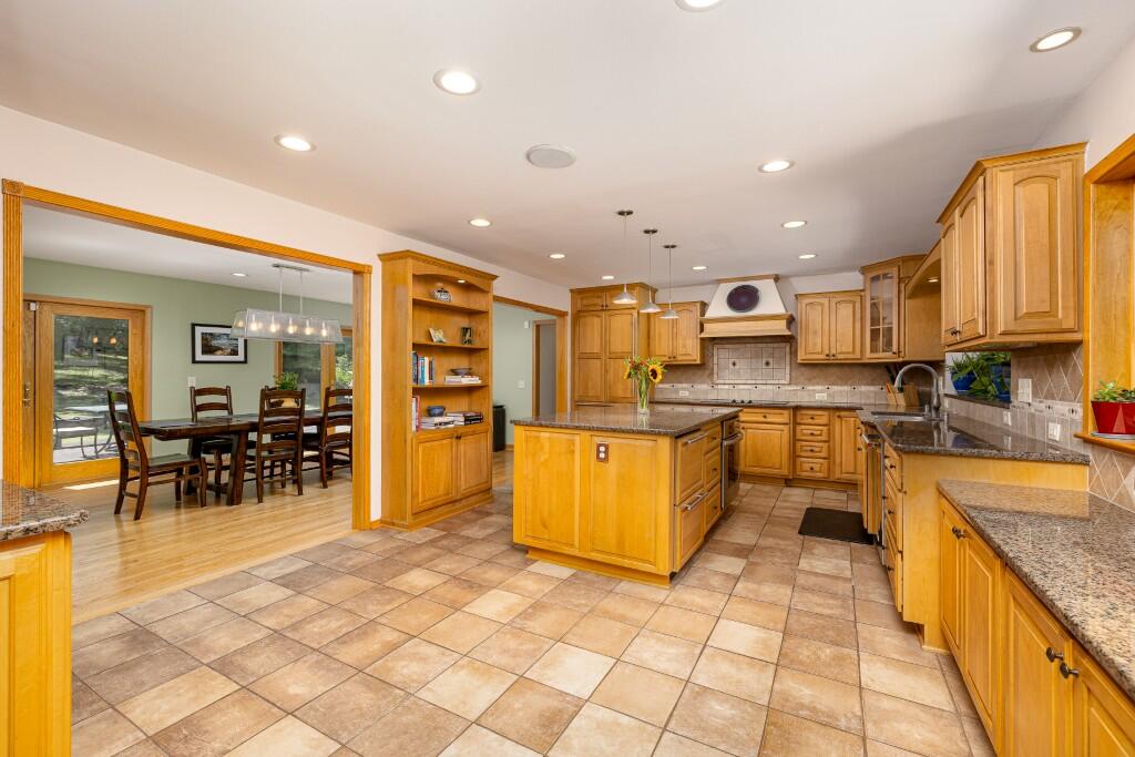 3447 River Pines Drive Property Photo 12