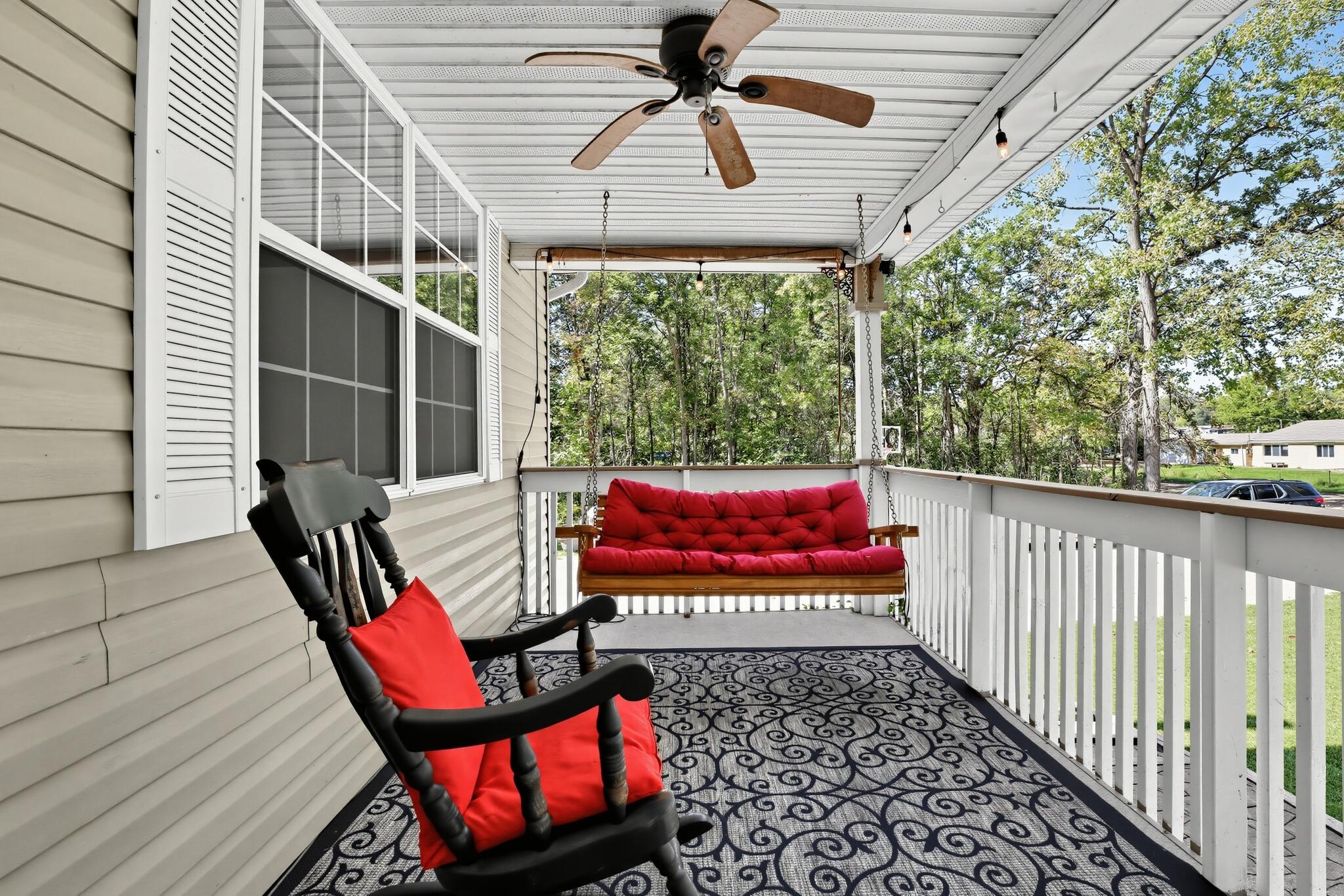 45101 Dunn Road Property Photo 5