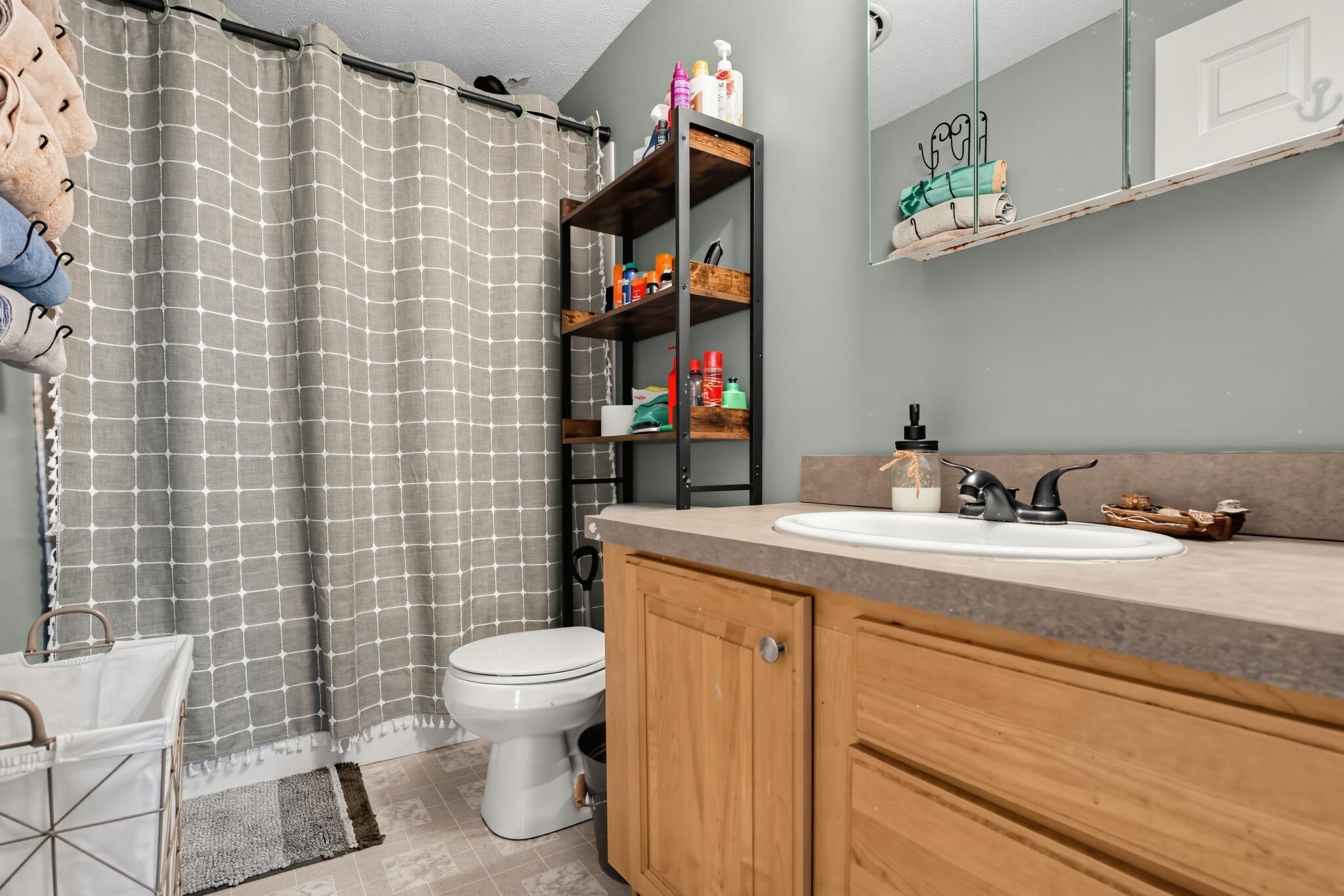45101 Dunn Road Property Photo 32