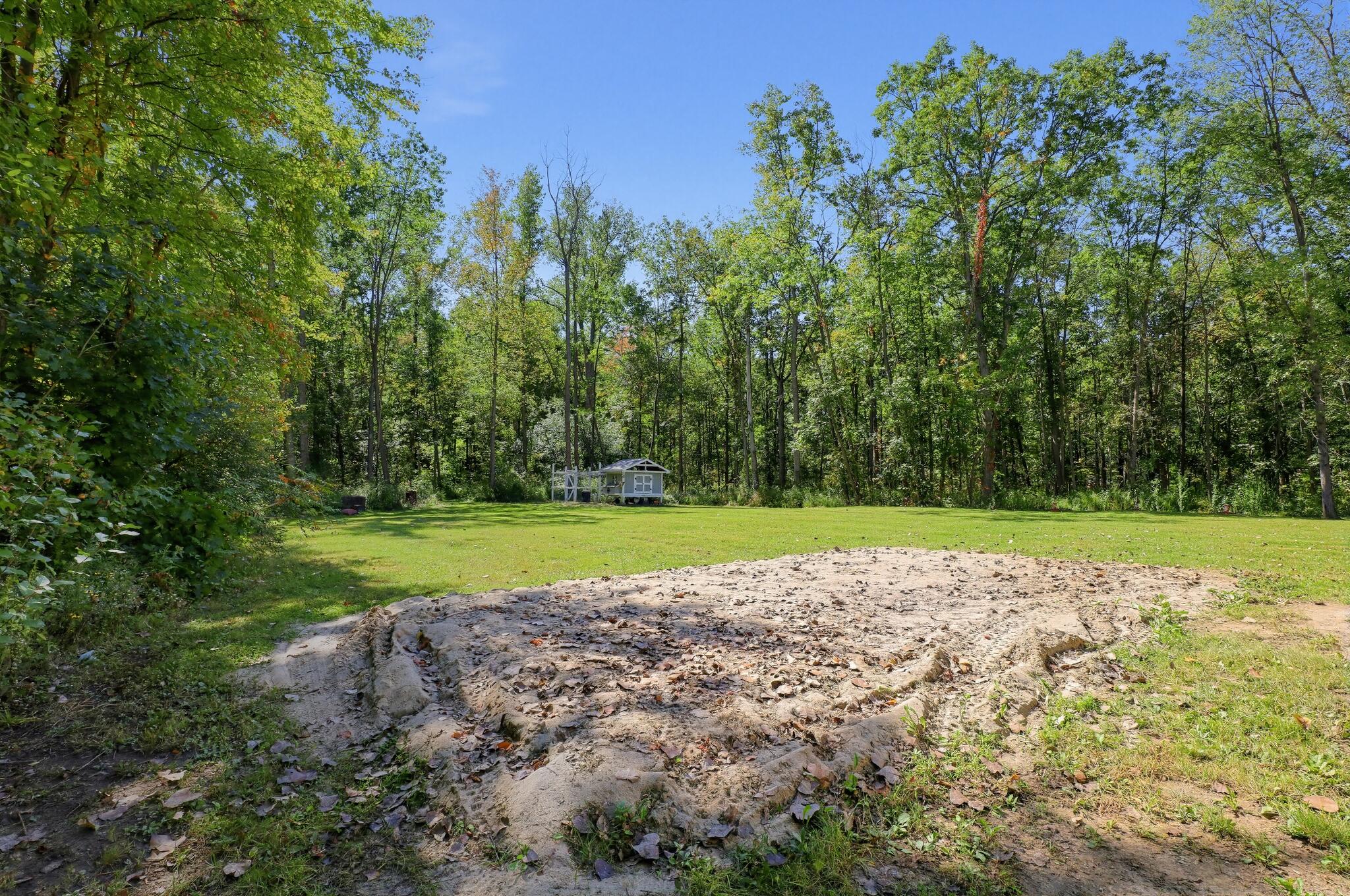45101 Dunn Road Property Photo 52