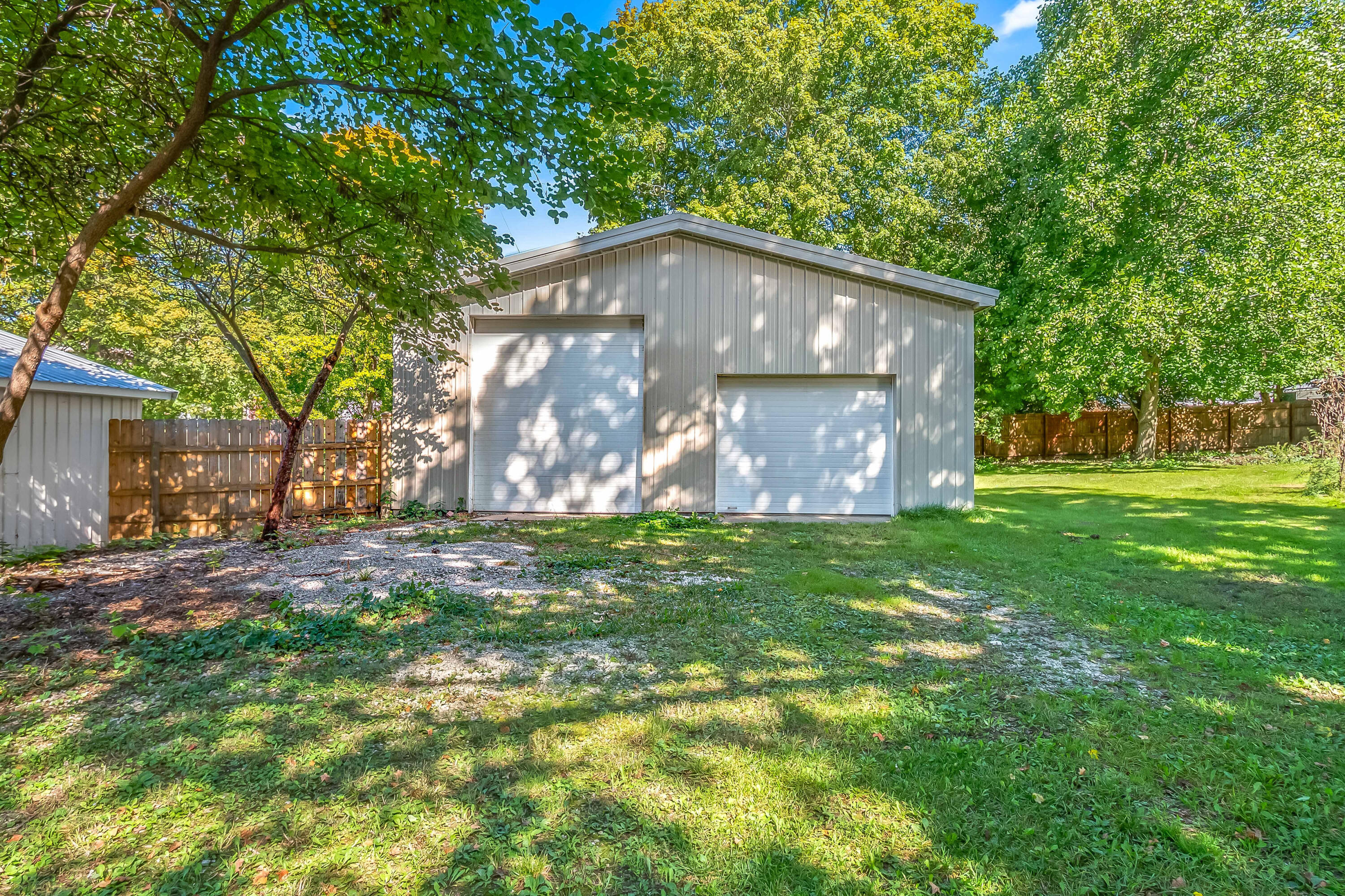 128 E St Joe Street Property Photo 2