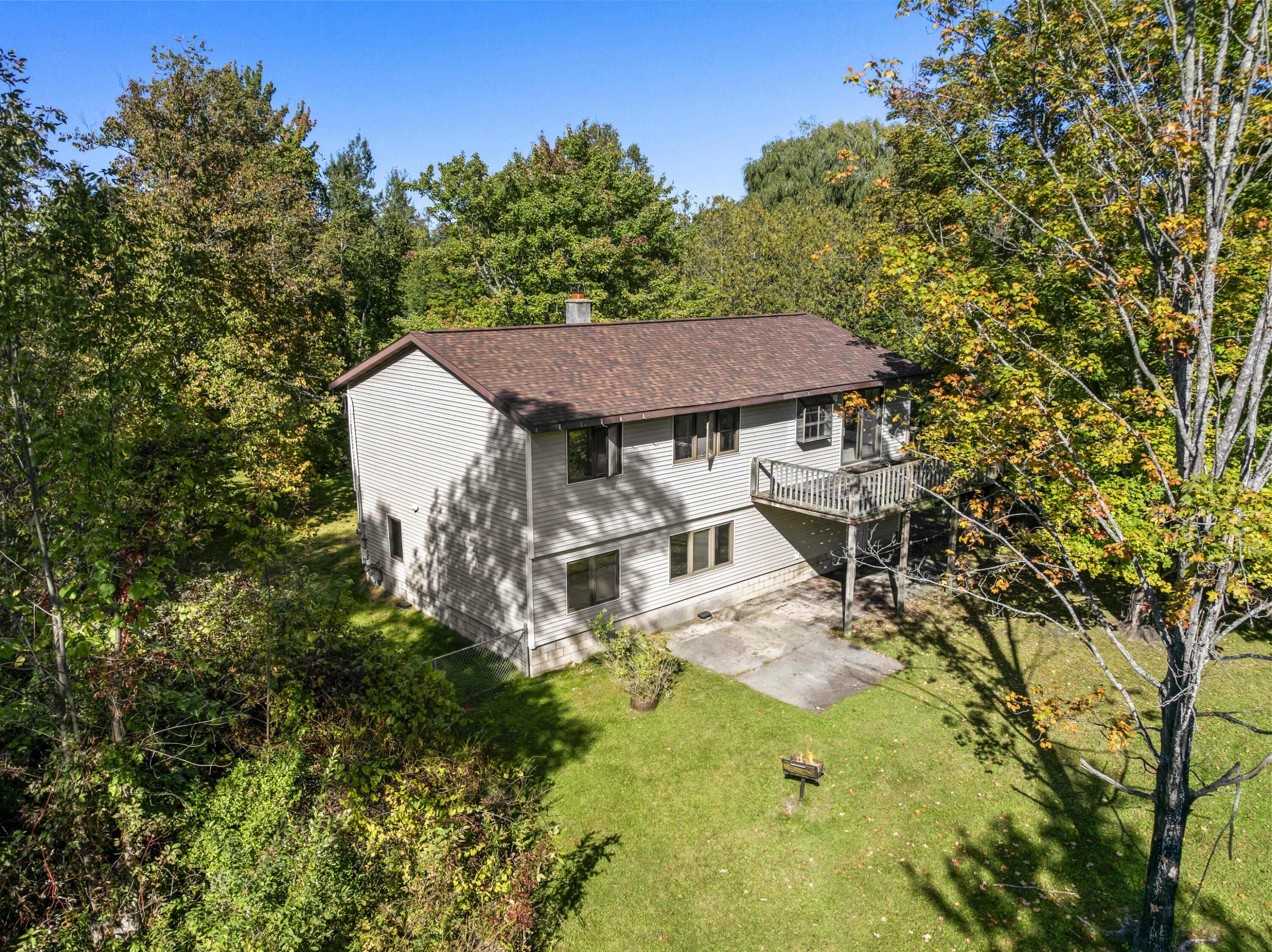 4477 Mollineaux Road Property Photo 1
