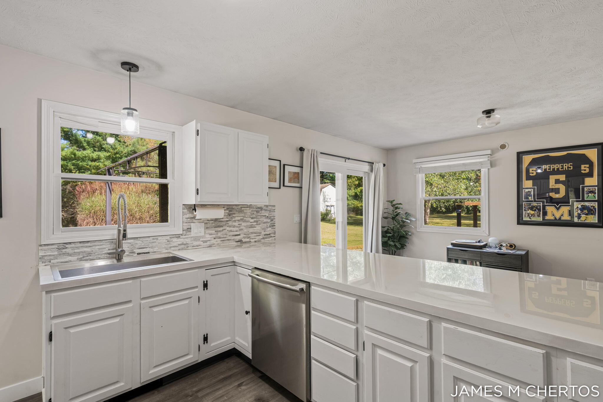 8283 Deer Valley Drive Se Property Photo 18