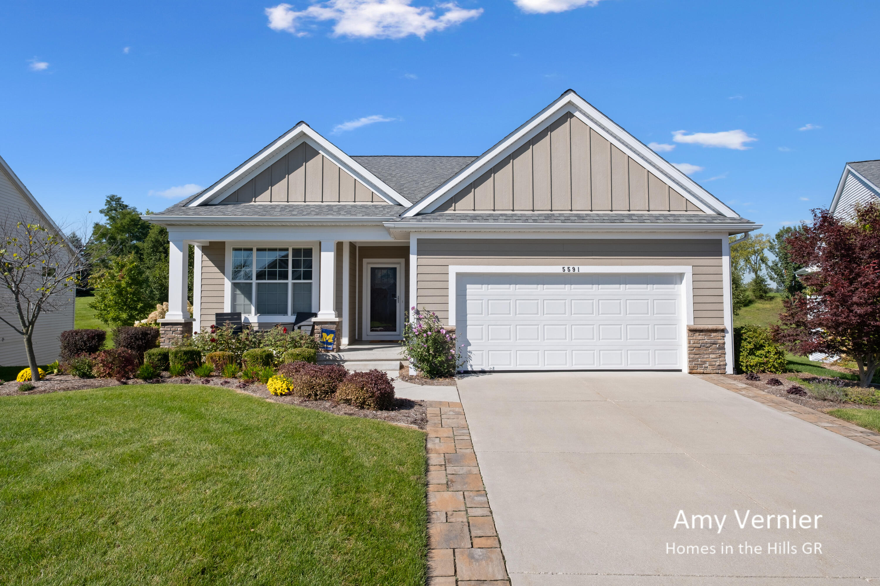5591 Nightfall Court Ne Property Photo 1