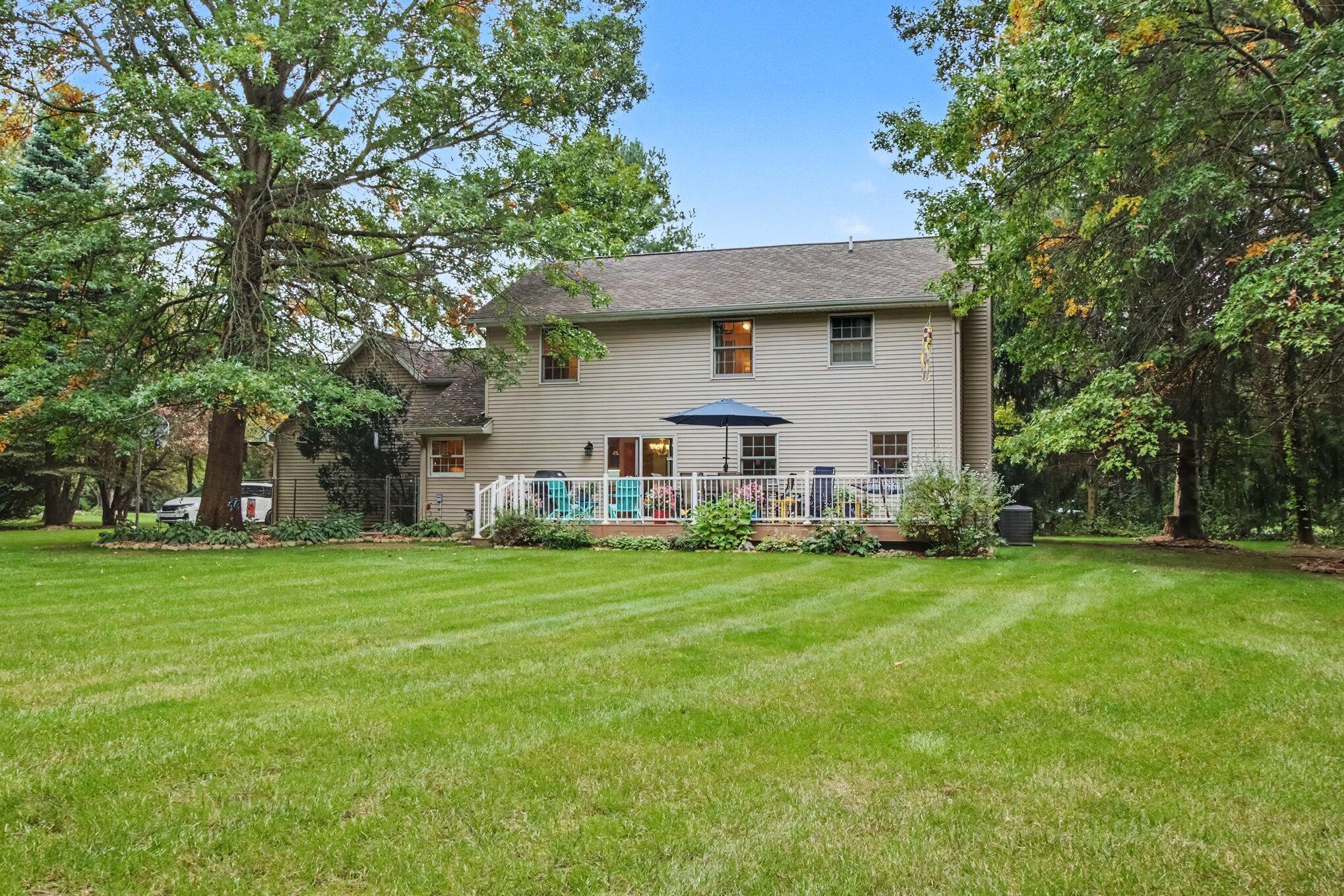 9737 Firefly Avenue Property Photo 29