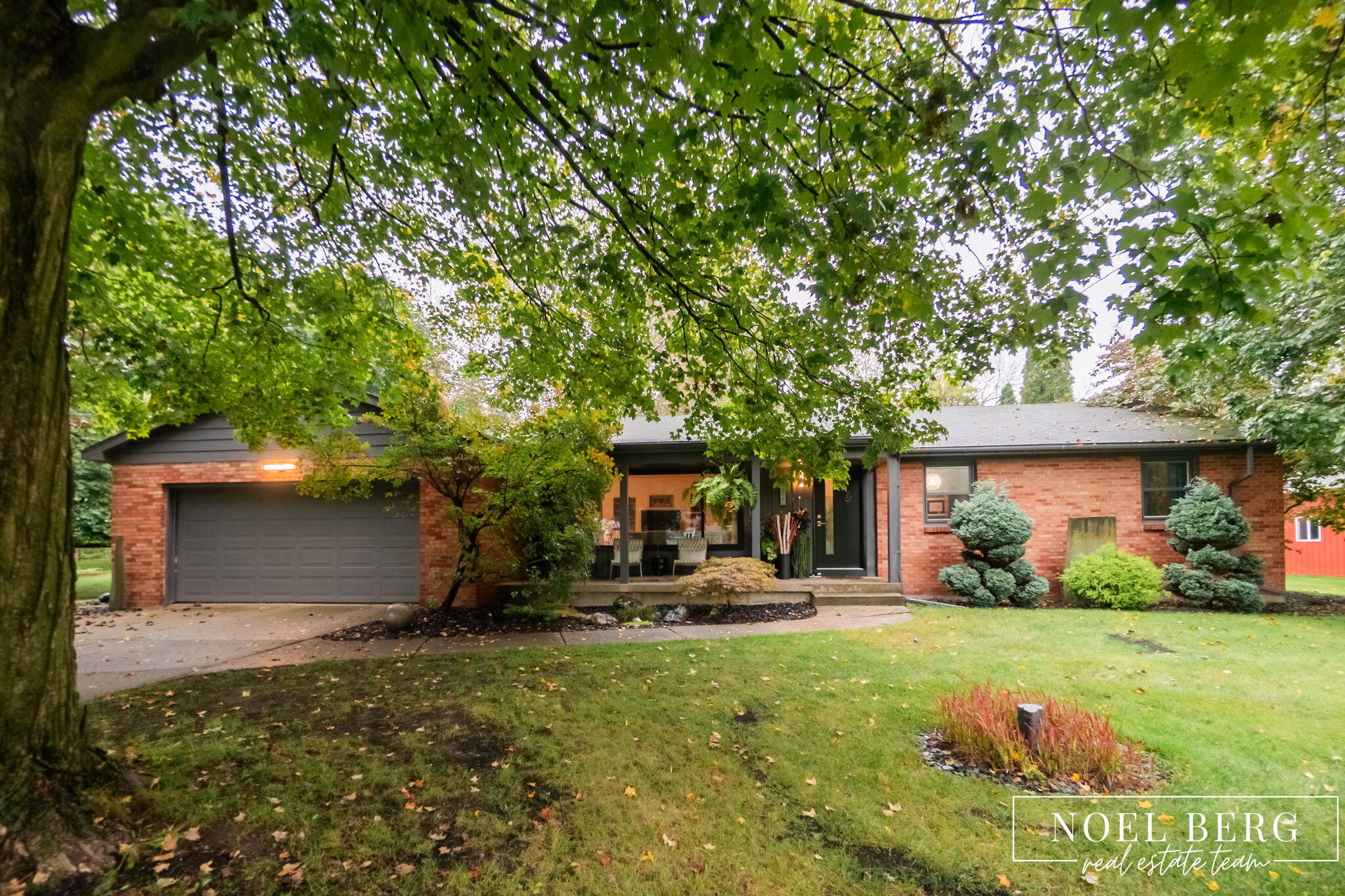 13820 Windemere Drive Nw Property Photo 1