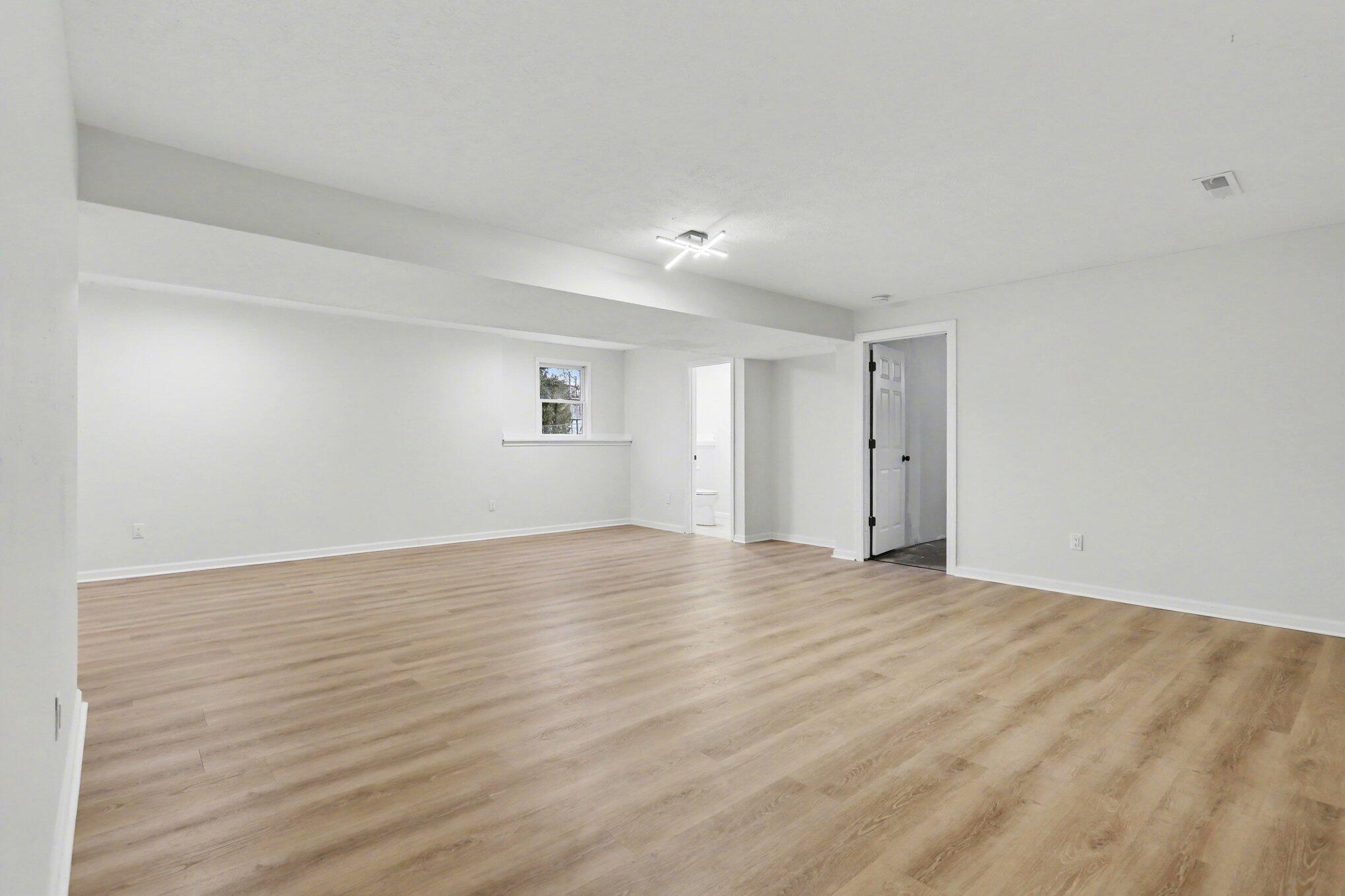 676 N 10th Street Property Photo 17