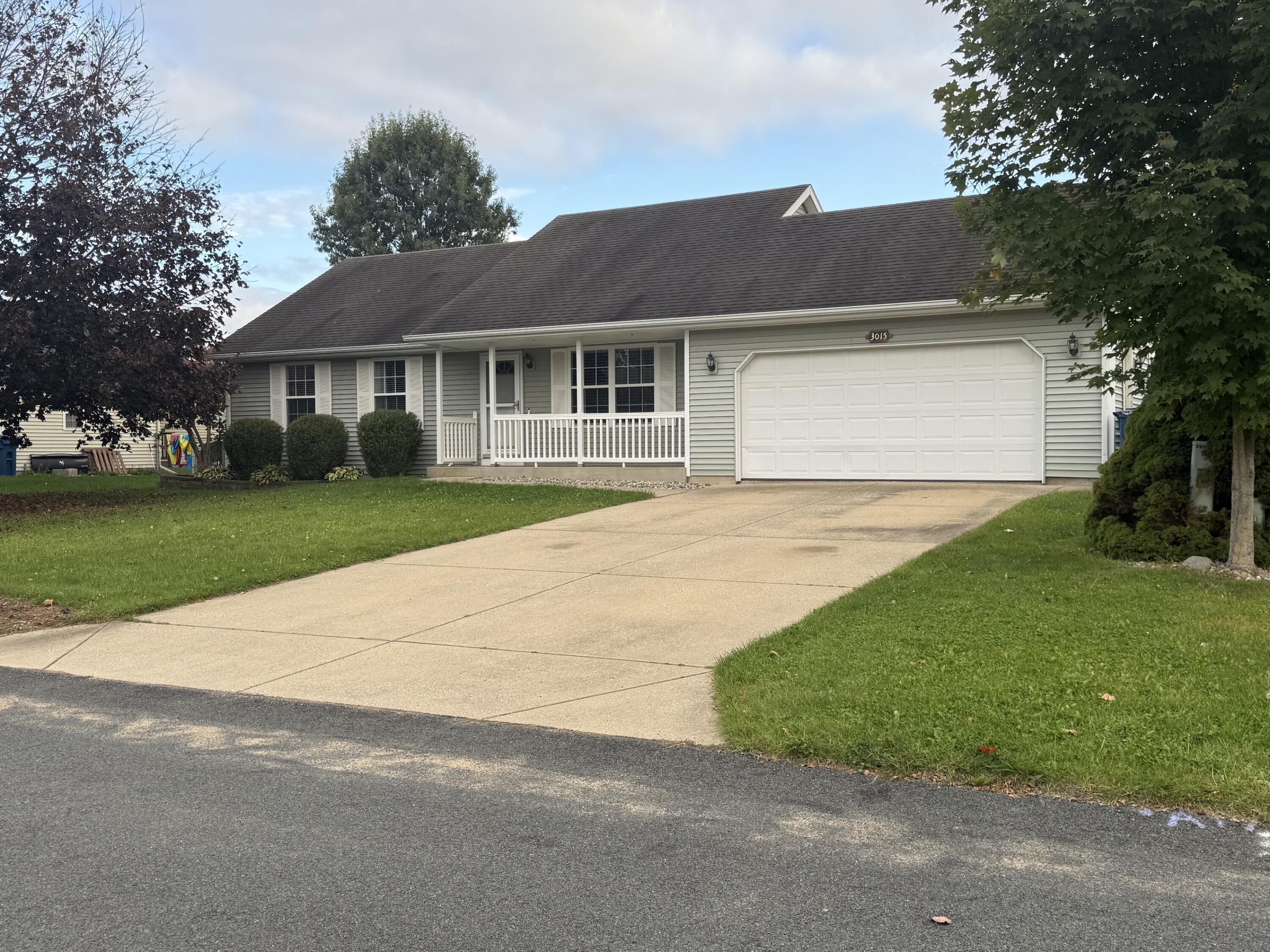3015 Mandarin Grove Lane Property Photo 1