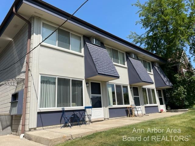 442 S 1st Street 4 Property Photo 1