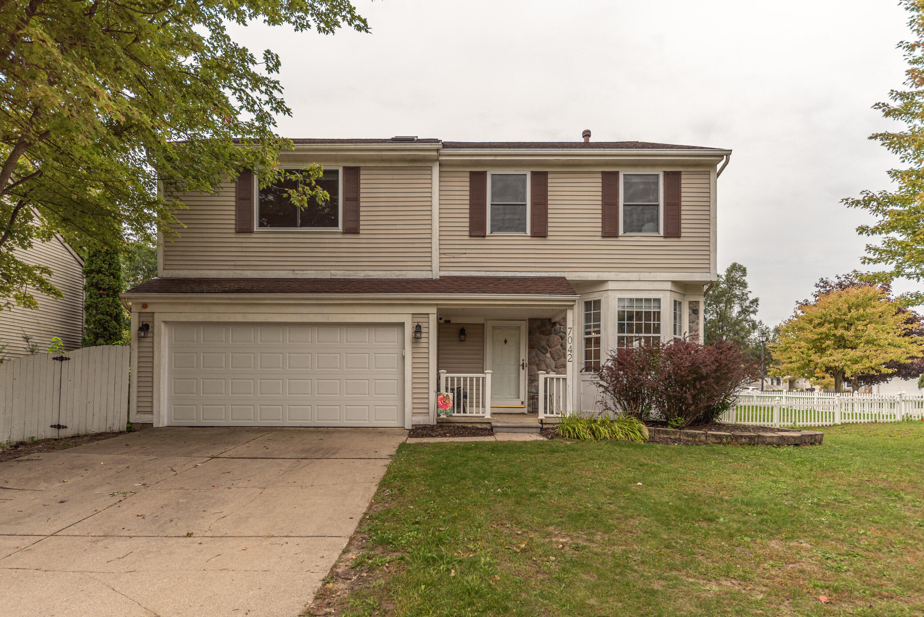 7042 Indian Wells Drive Property Photo 1