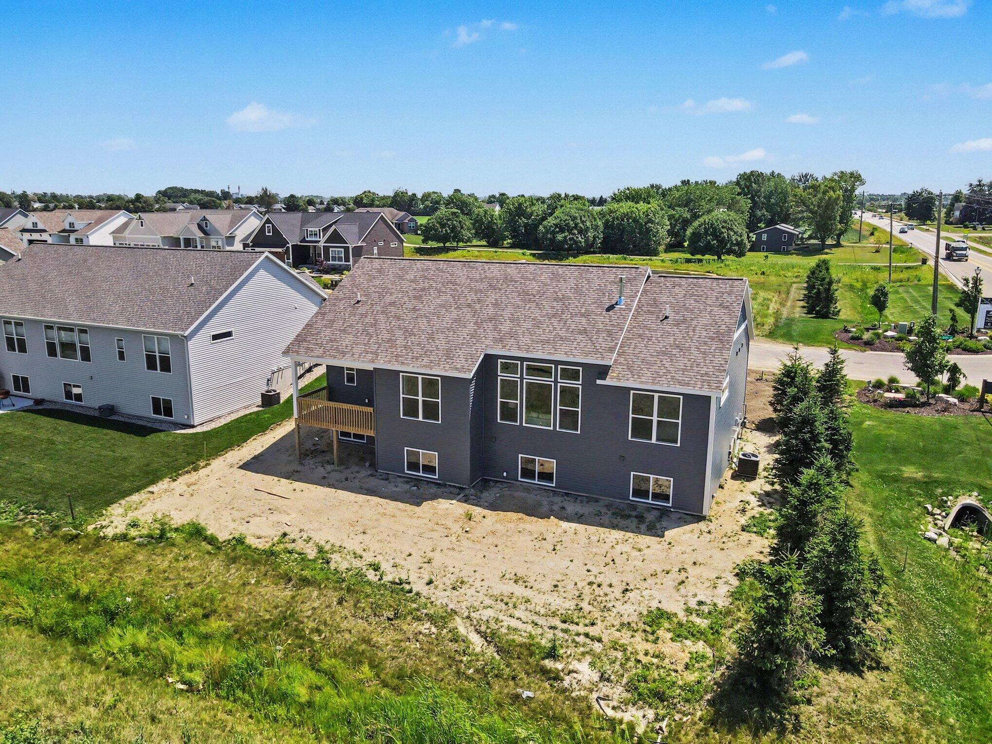 9585 Fields Drive Property Photo 27