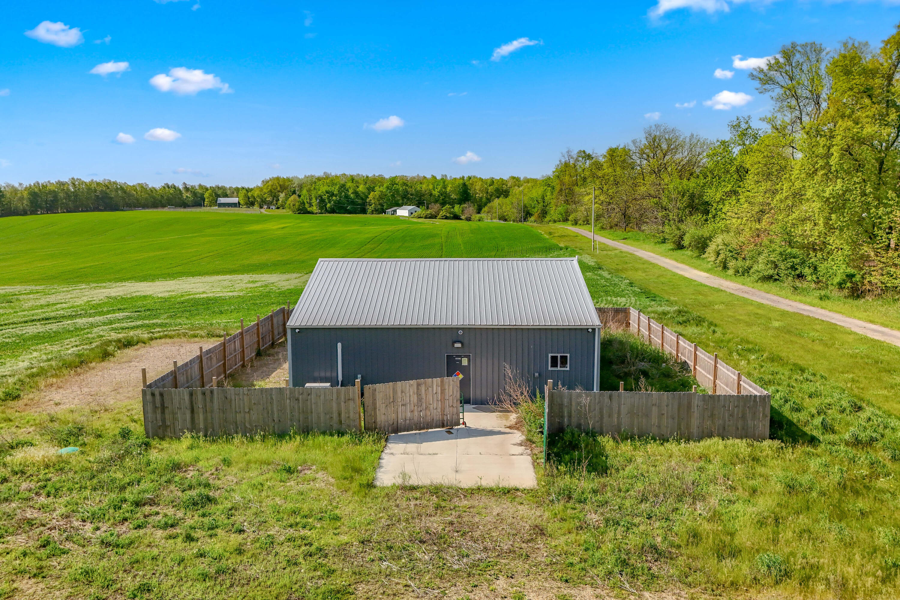 7505 E Reading Road E Property Photo 26