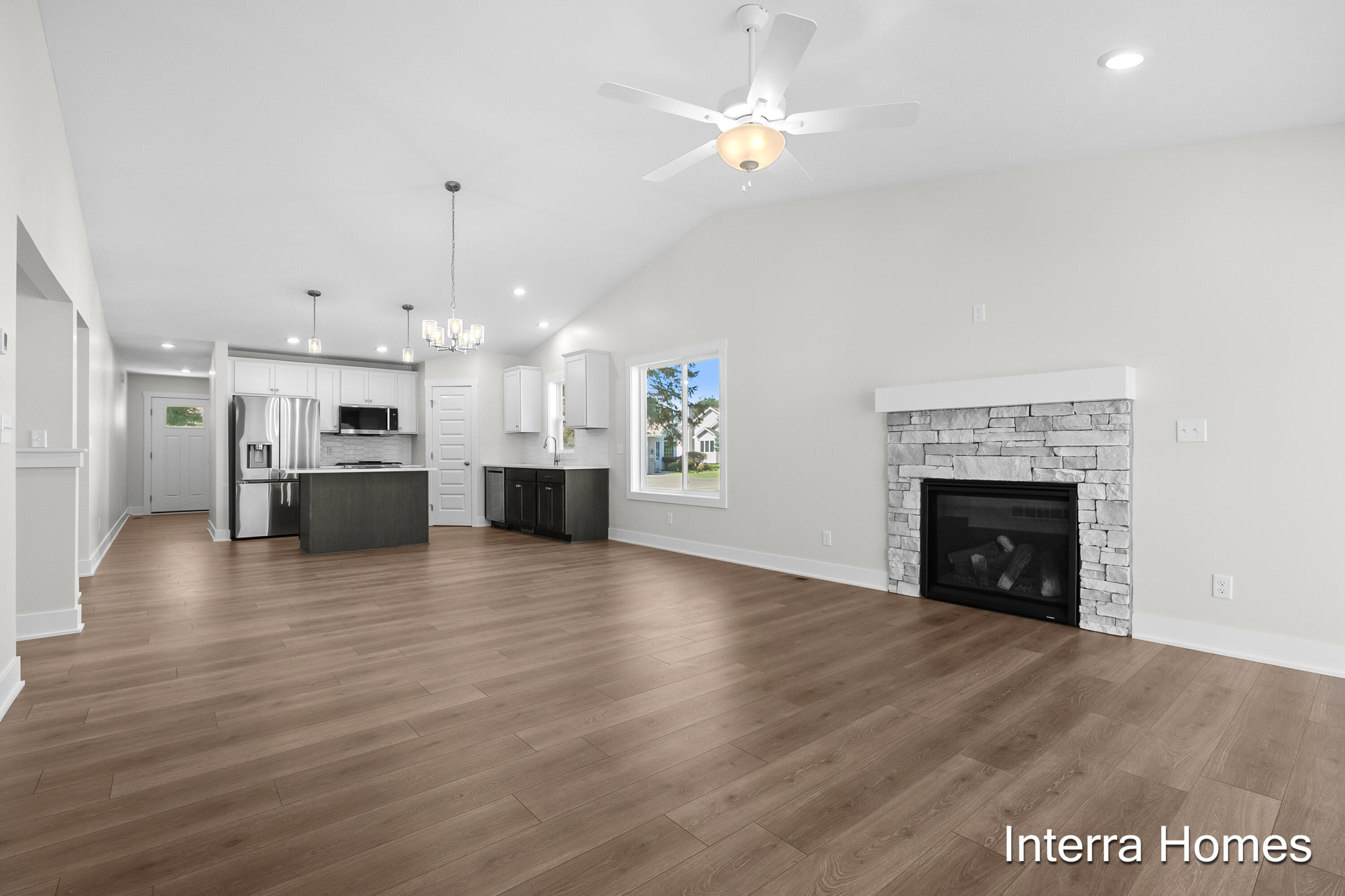 325 Round Hill Road Property Photo 16