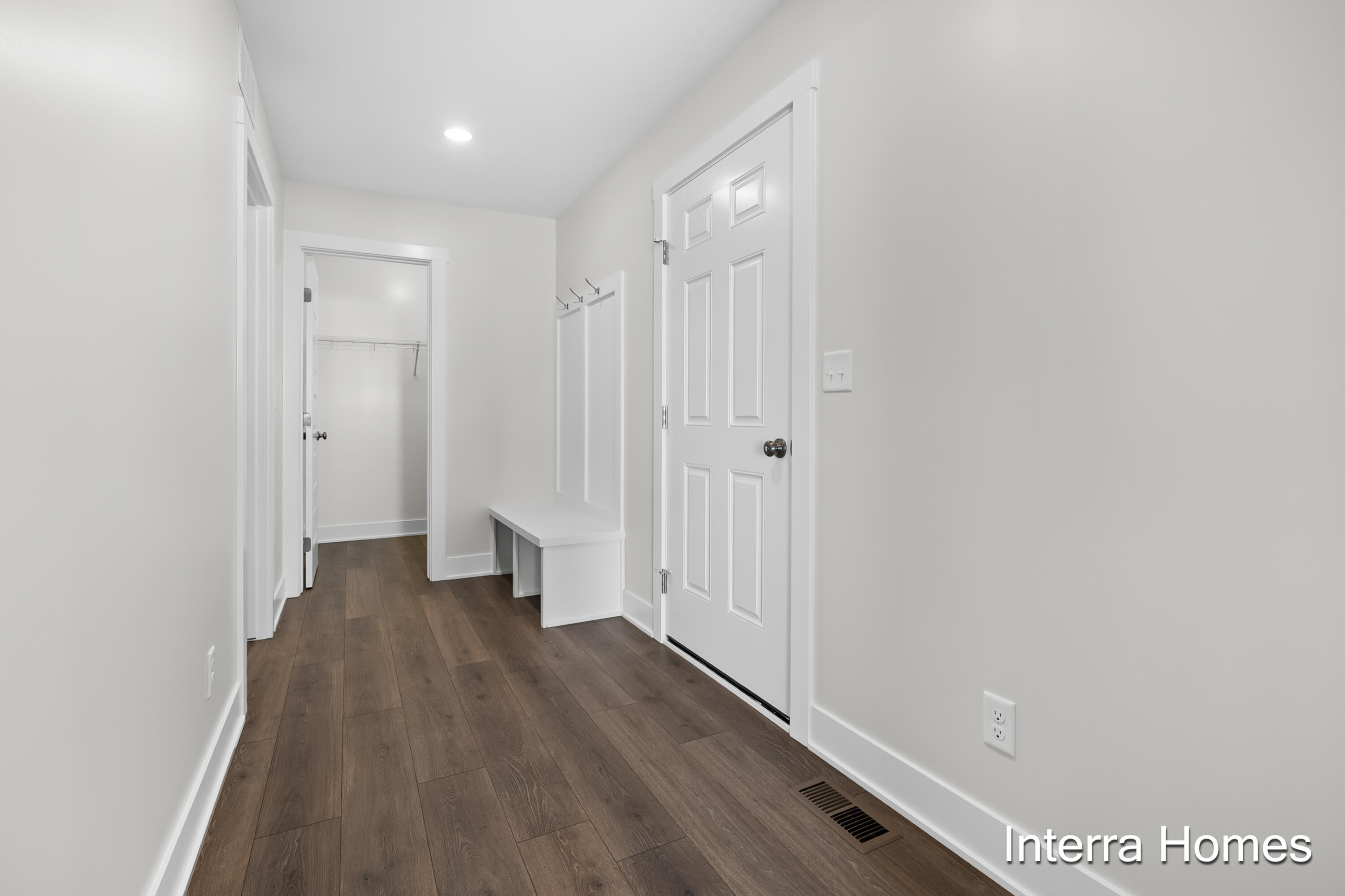 325 Round Hill Road Property Photo 18