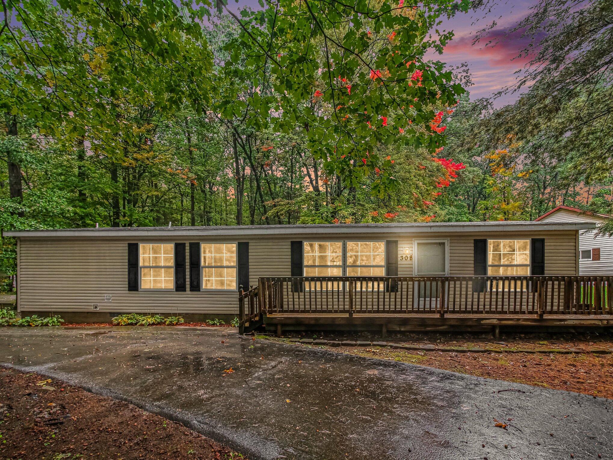 308 Silverhill Drive Property Photo 1