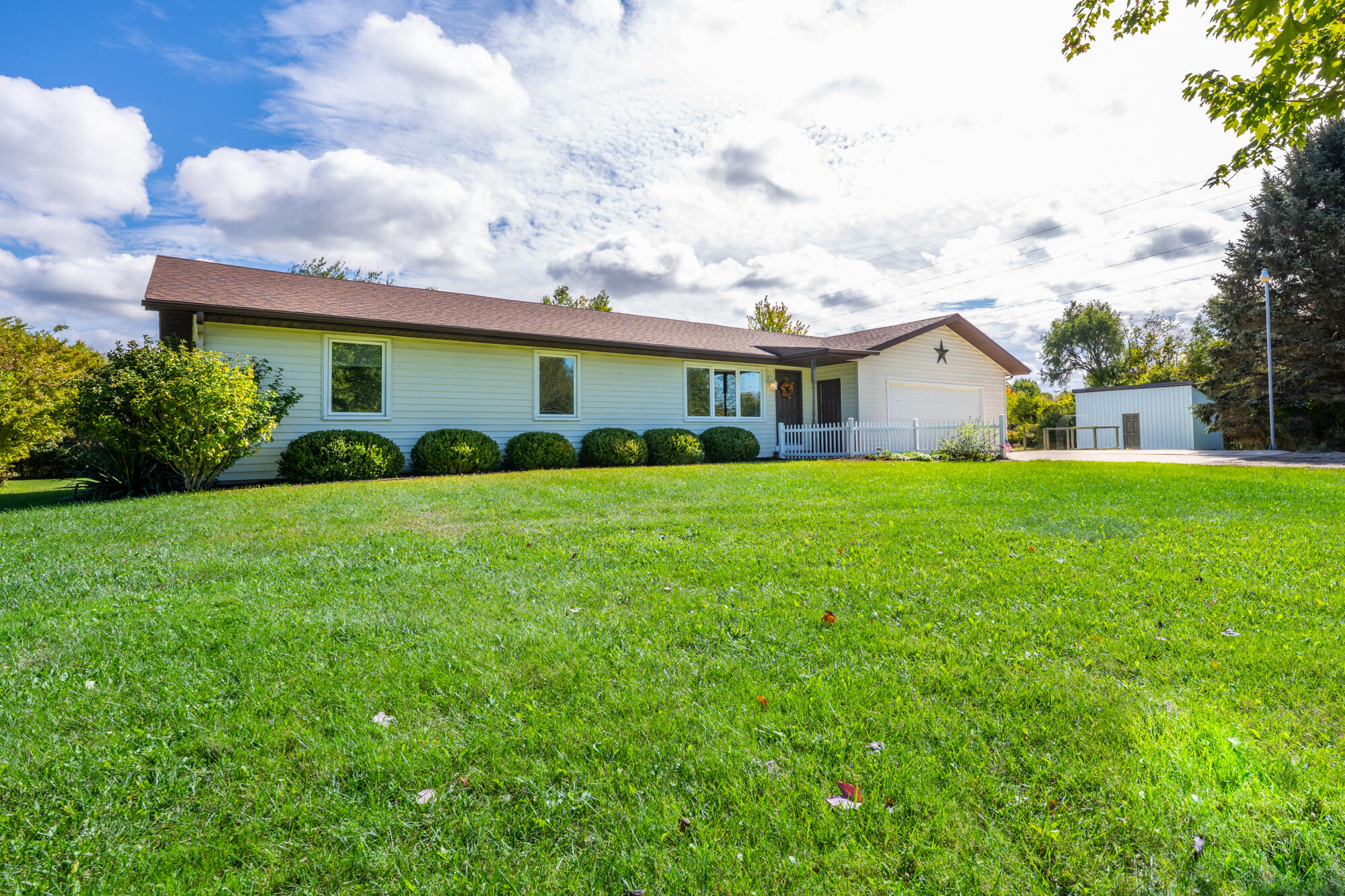 4969 Bundy Road Property Photo 1