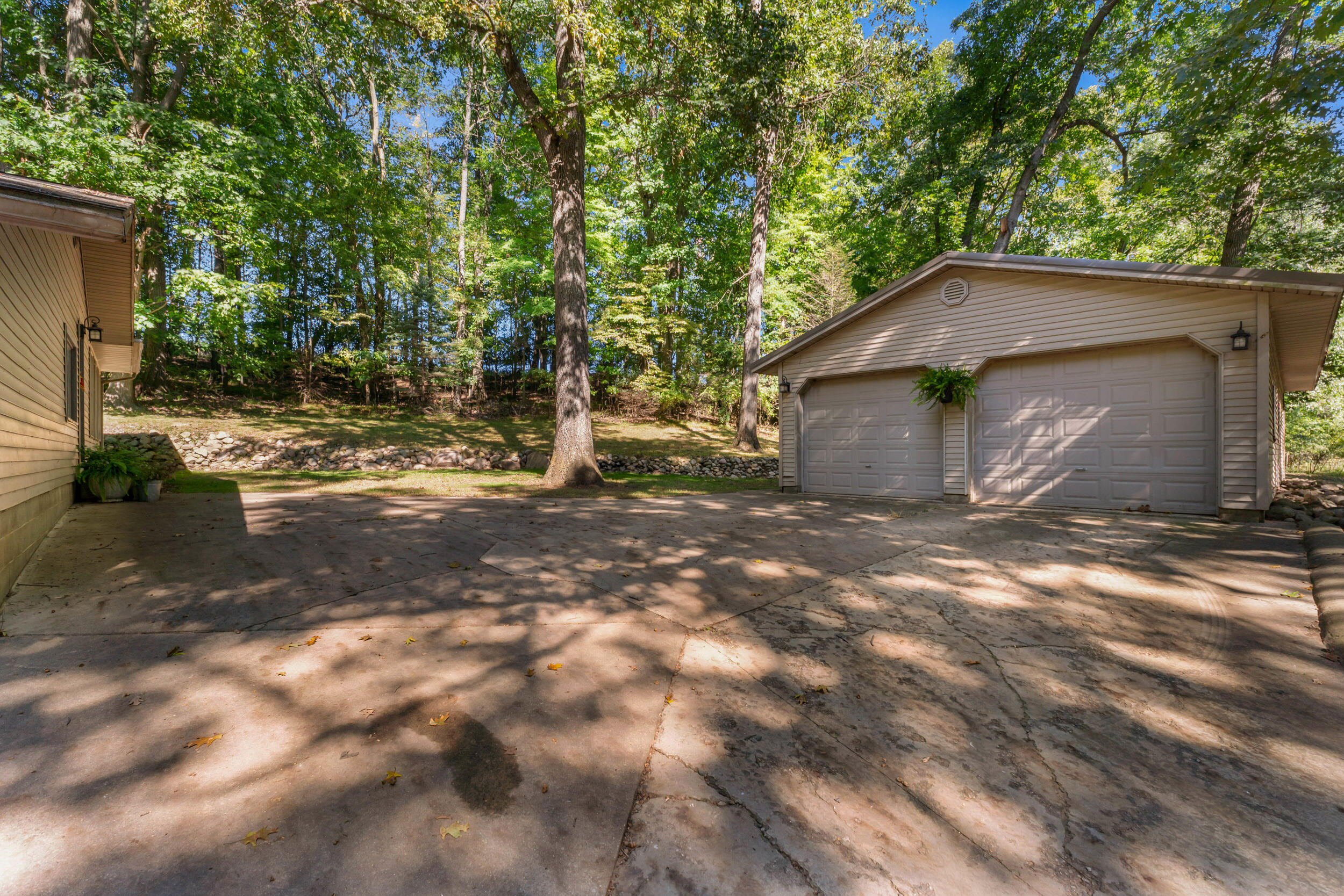 5660 Bean Road Property Photo 11