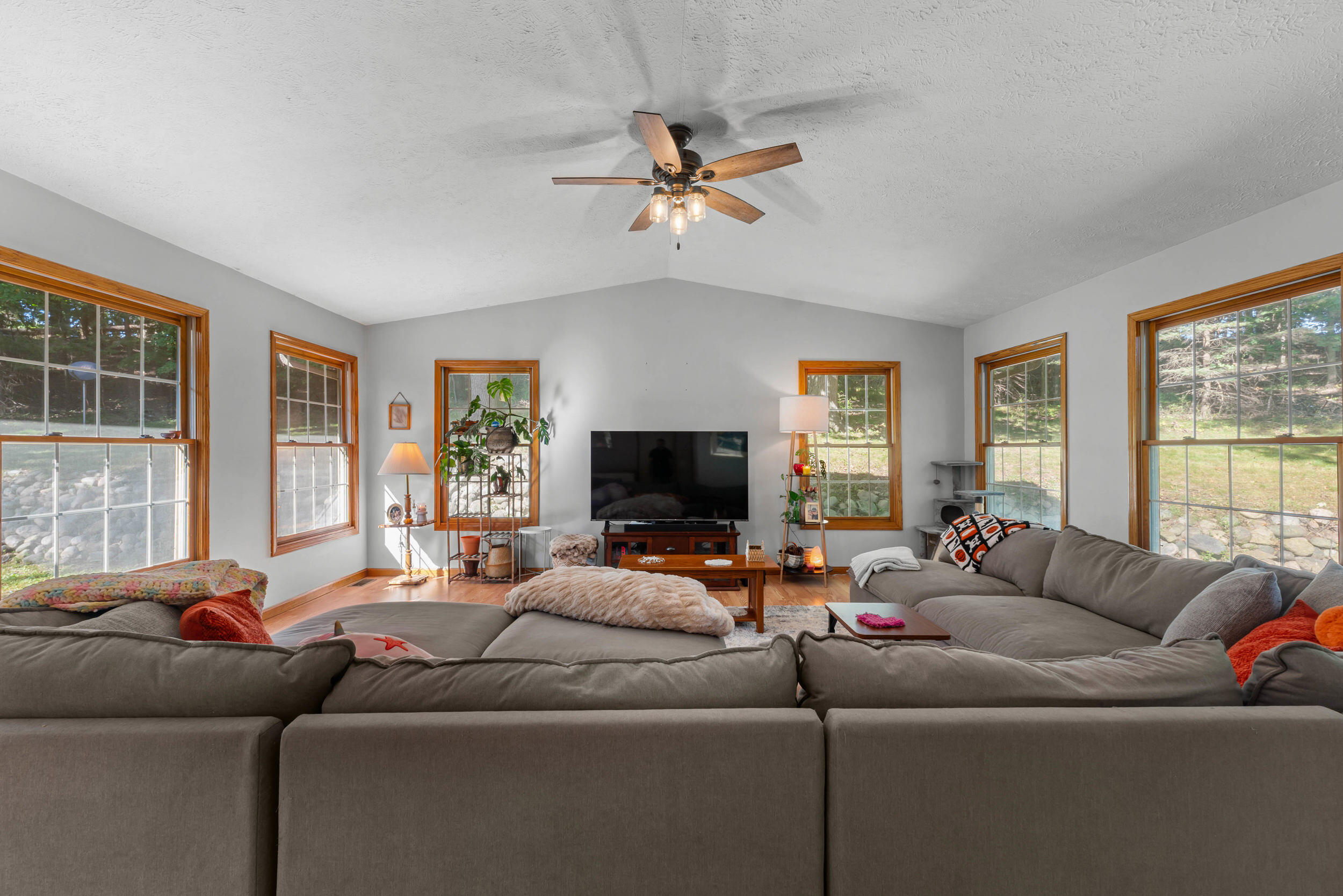 5660 Bean Road Property Photo 28