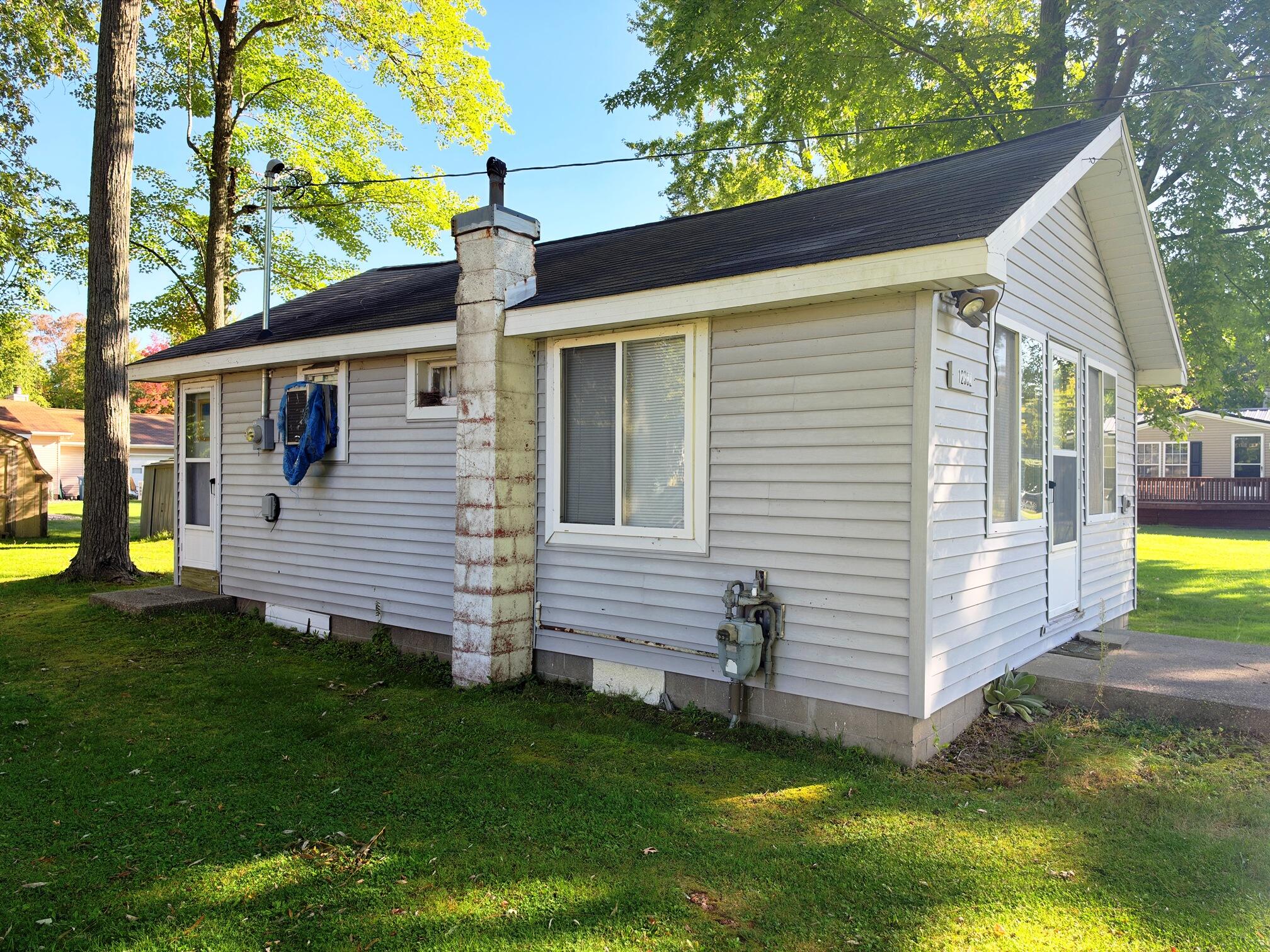 12352 E Houghton Lake Drive Property Photo 1