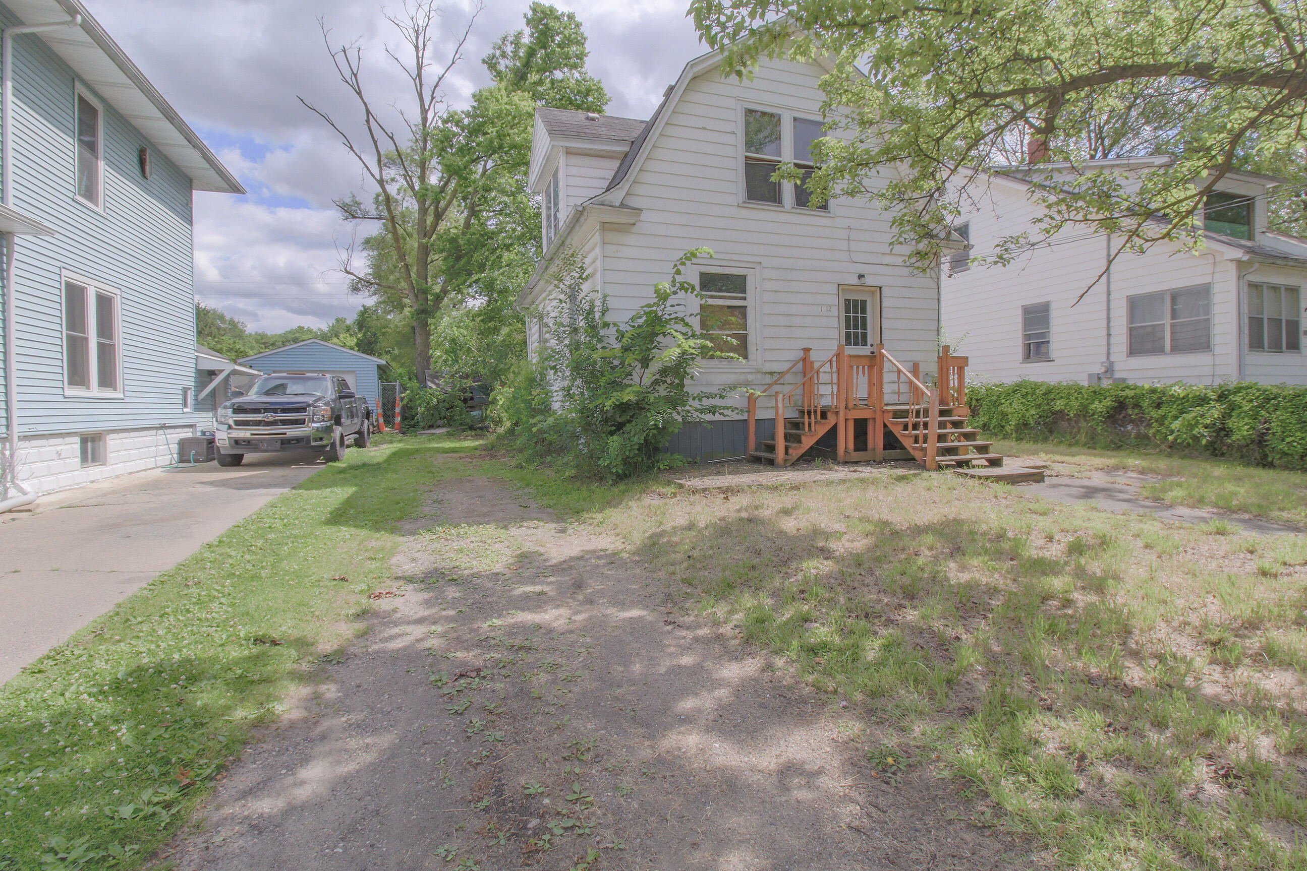 1412 E Alcott Street Property Photo 1