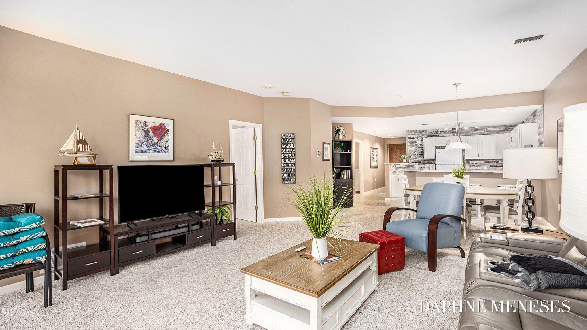 2964 Lakeshore Drive #e403 Property Photo 18