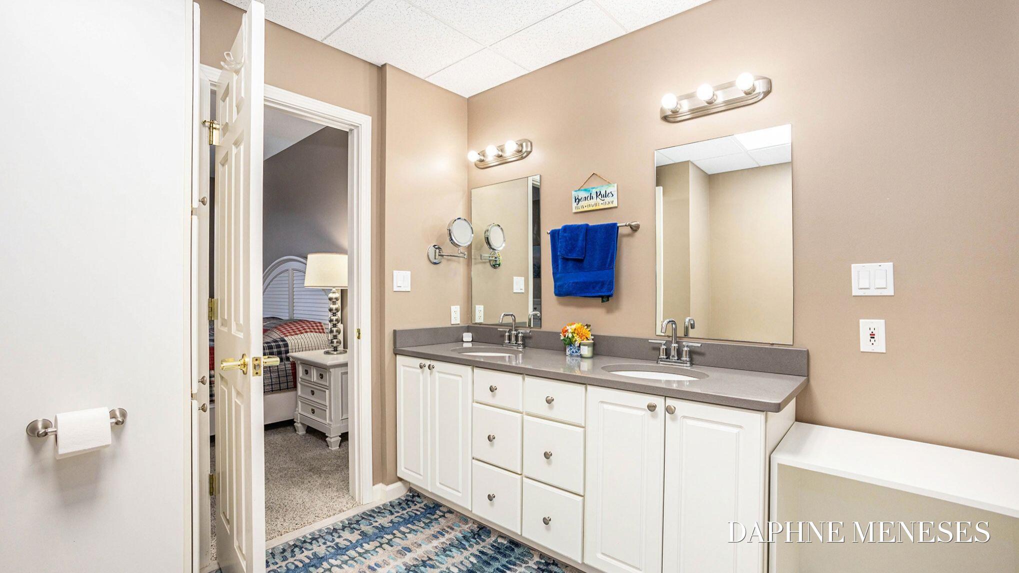 2964 Lakeshore Drive #e403 Property Photo 26