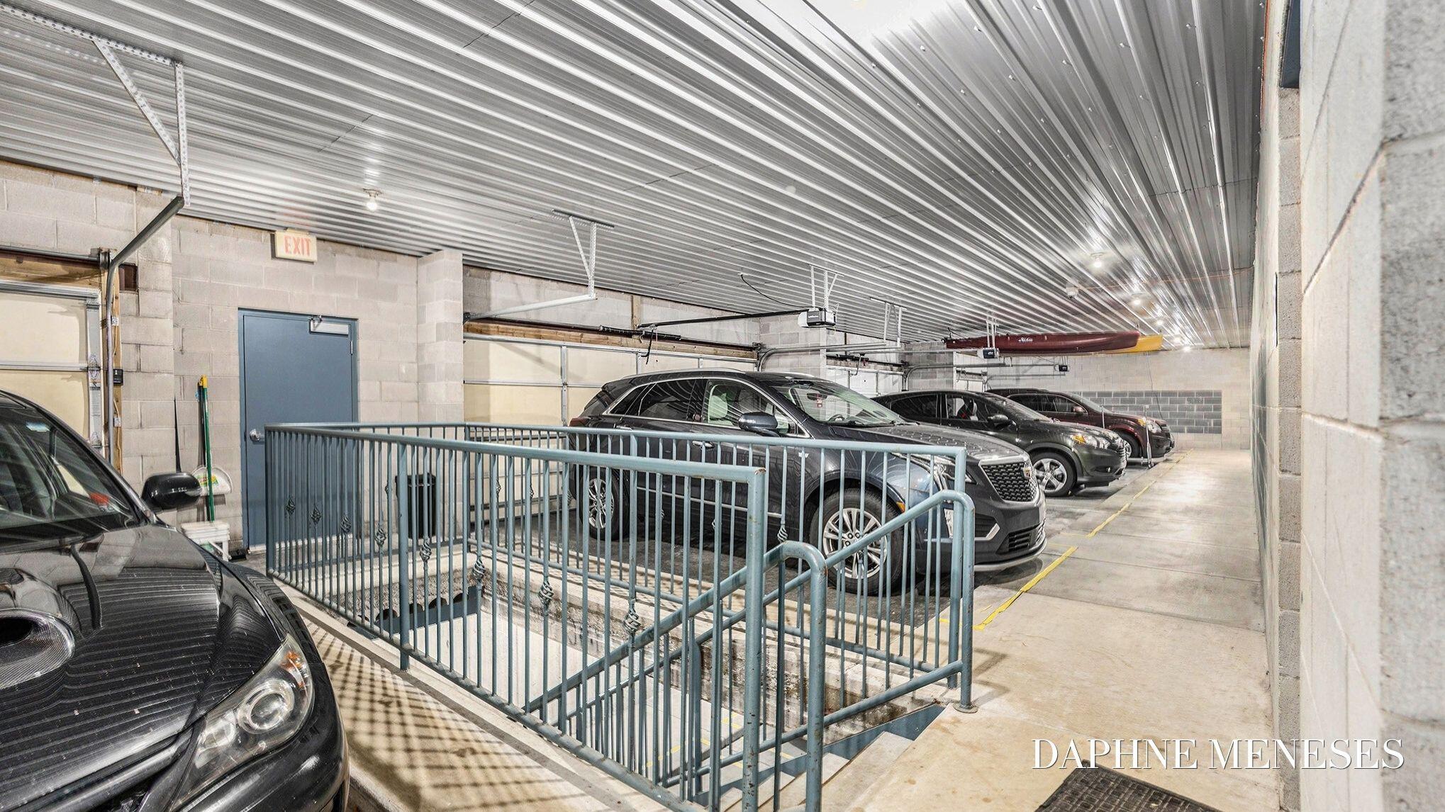 2964 Lakeshore Drive #e403 Property Photo 33