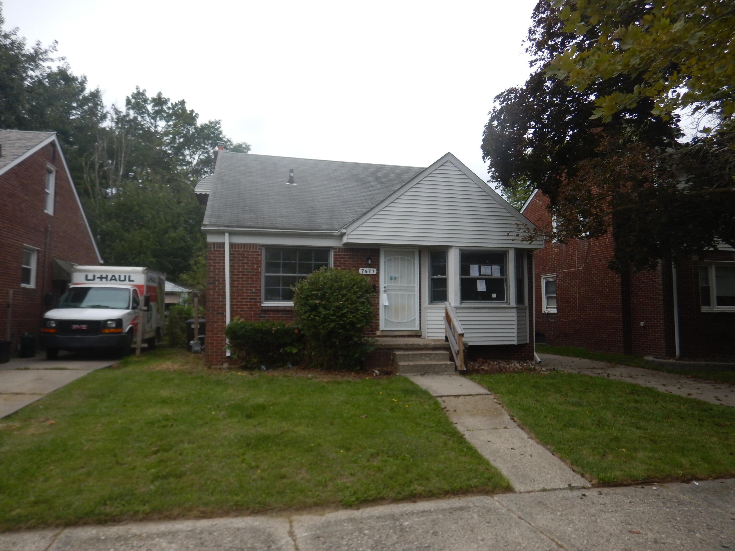7677 Dacosta Property Photo 1