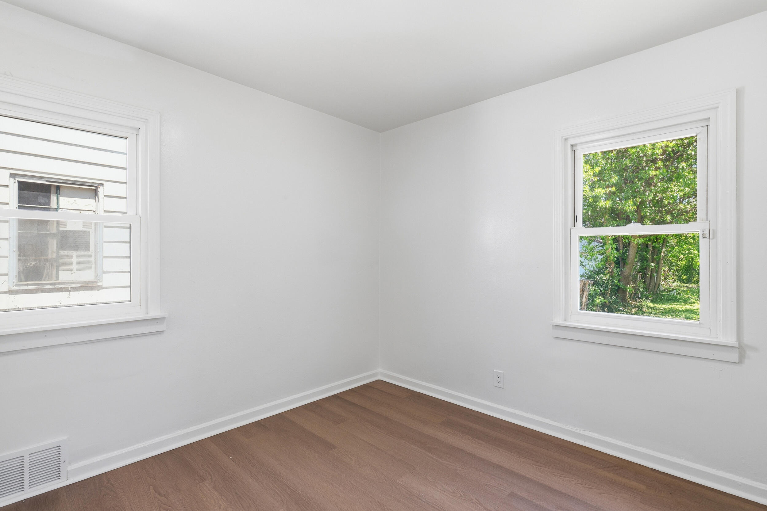 6816 Evergreen Road Property Photo 13