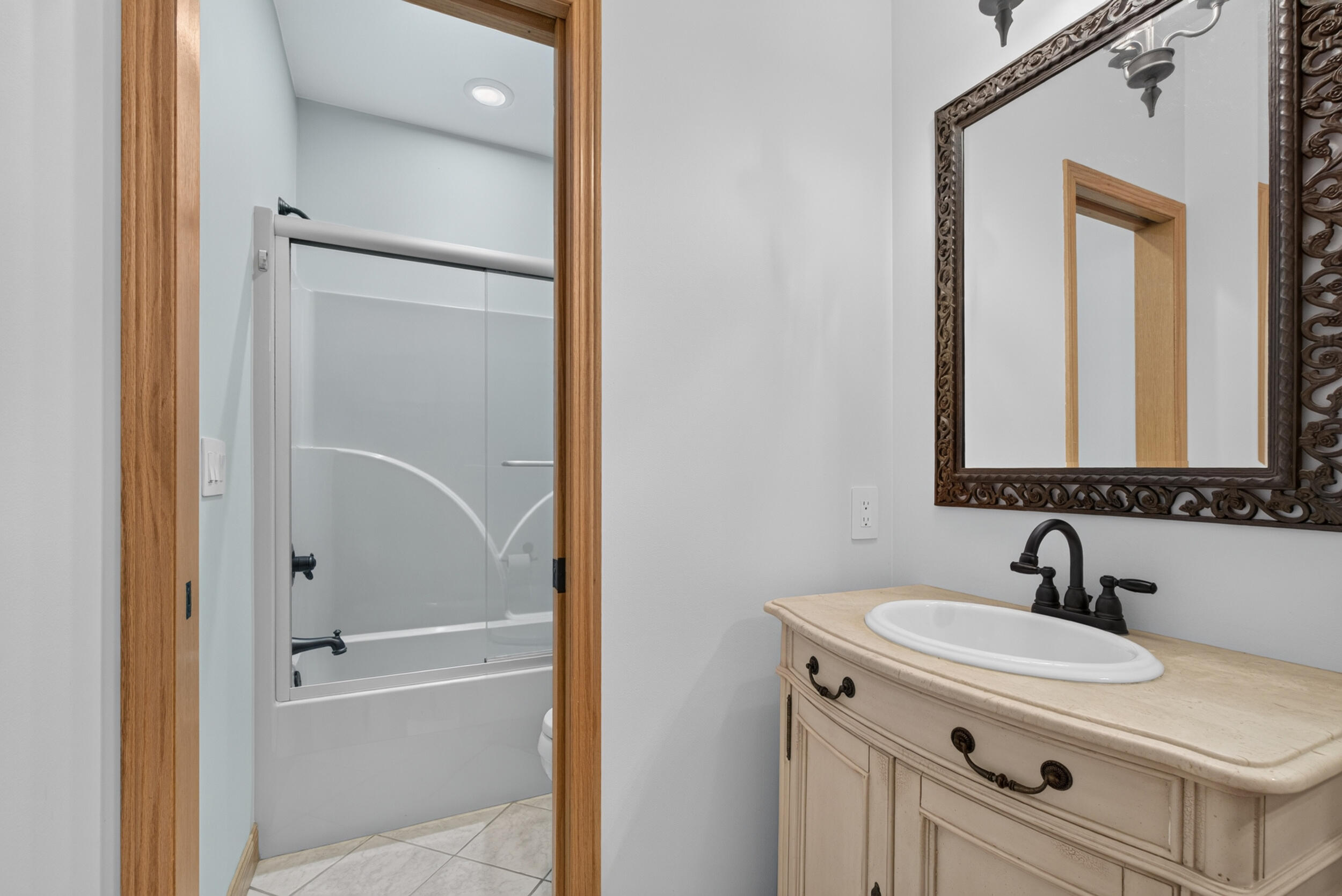 17485 Raymond Road Property Photo 31