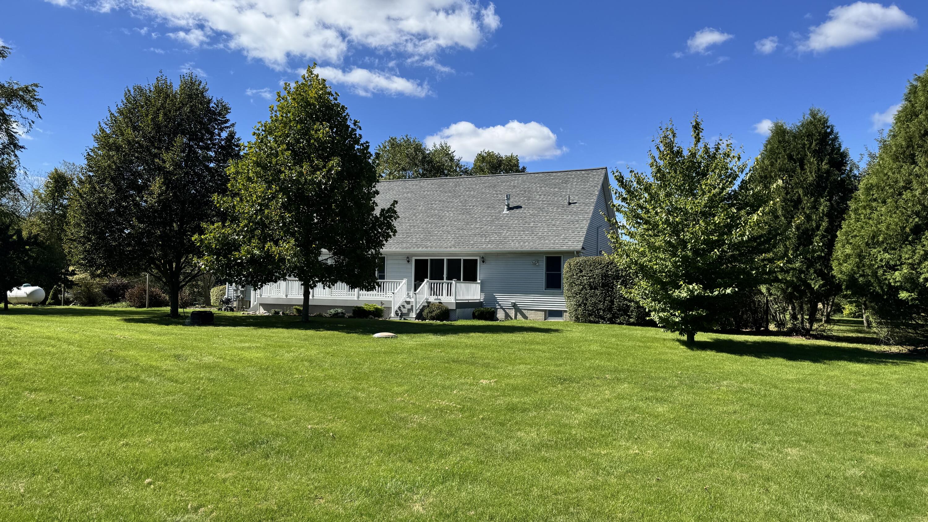 5261 N Rollin Highway Property Photo 4