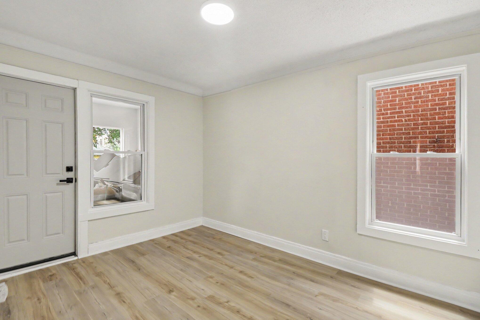 17152 Roselawn Street Property Photo 19