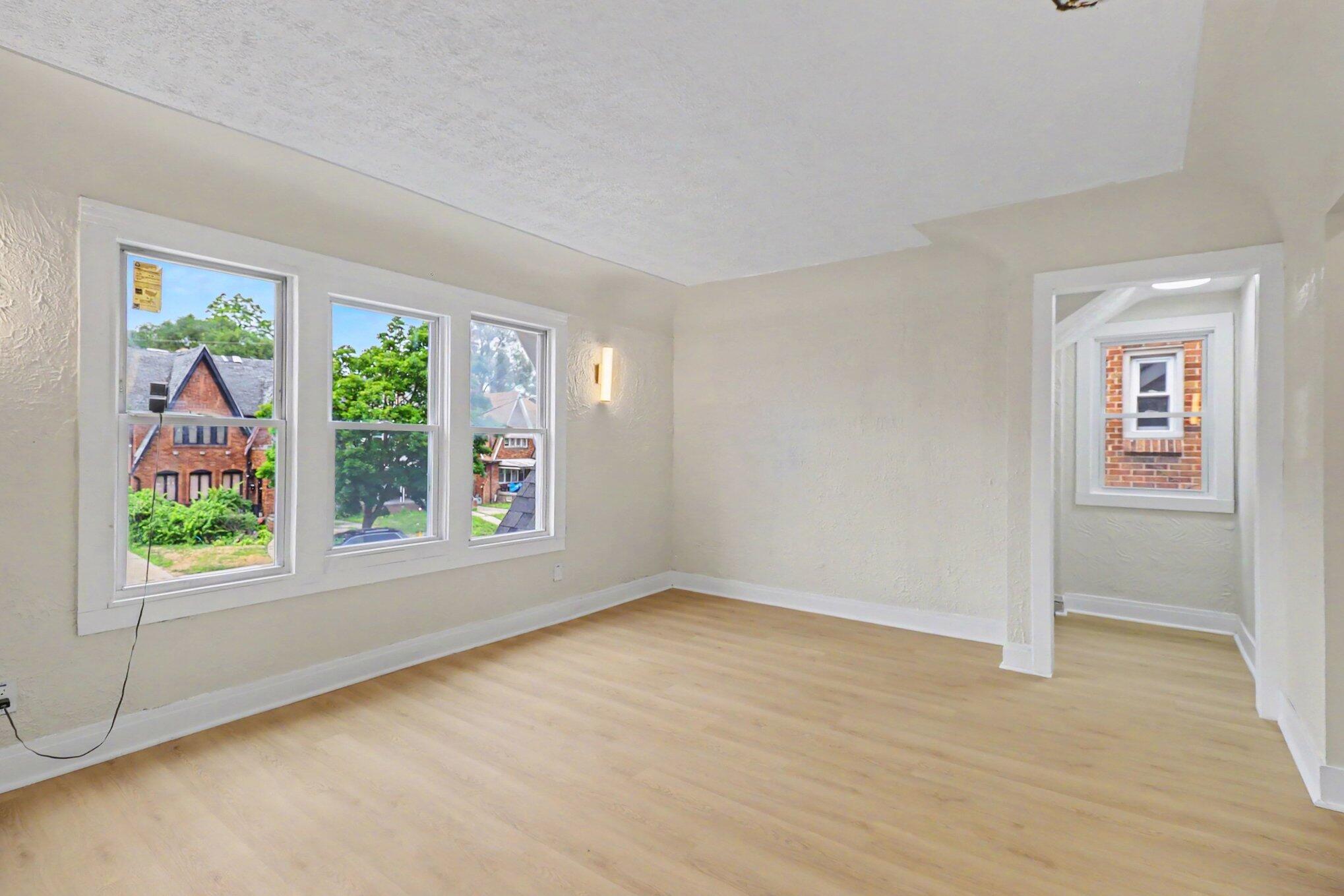 17152 Roselawn Street Property Photo 21