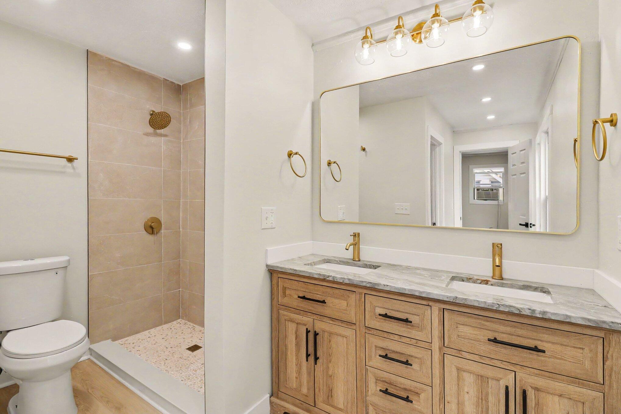 17152 Roselawn Street Property Photo 29