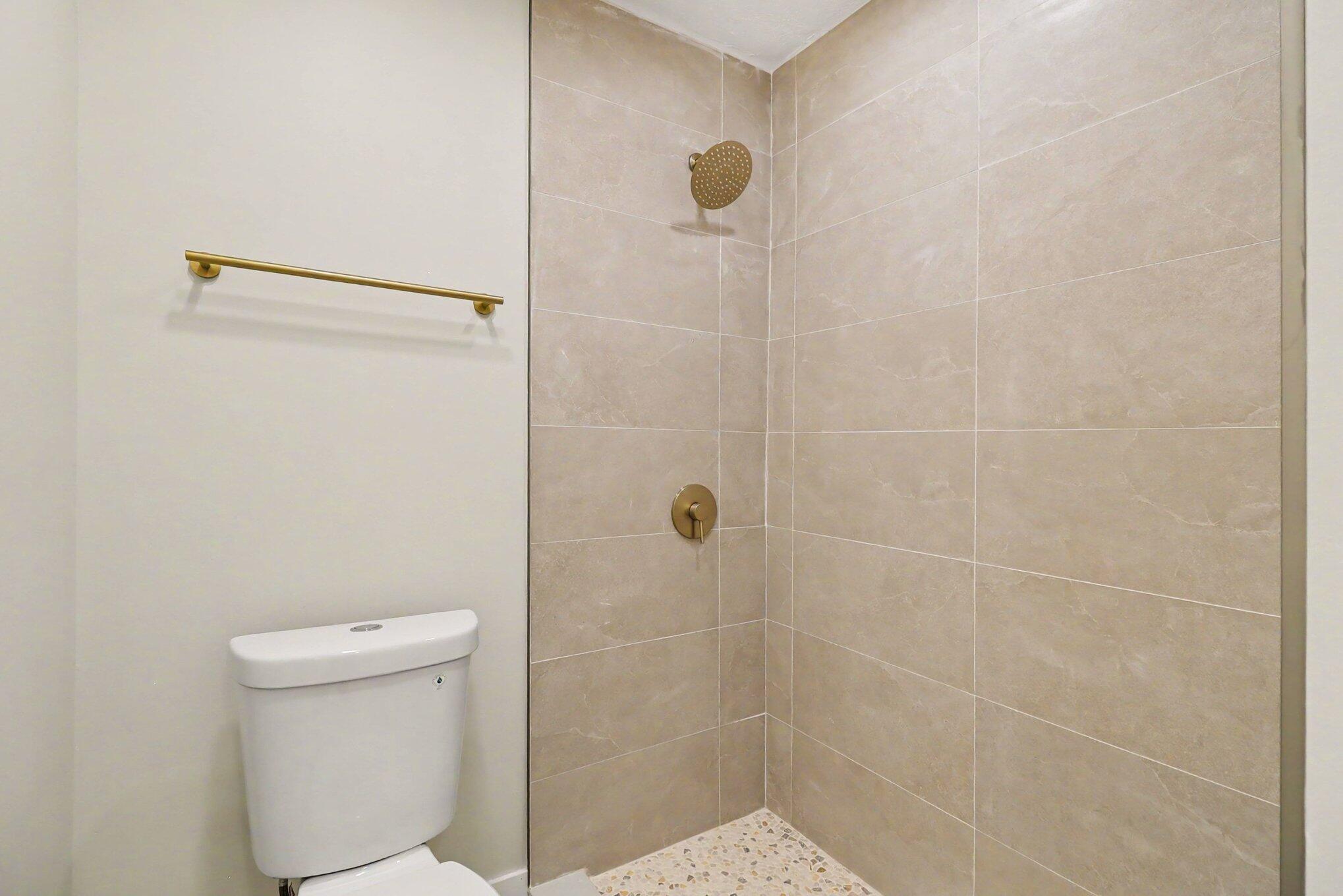 17152 Roselawn Street Property Photo 30