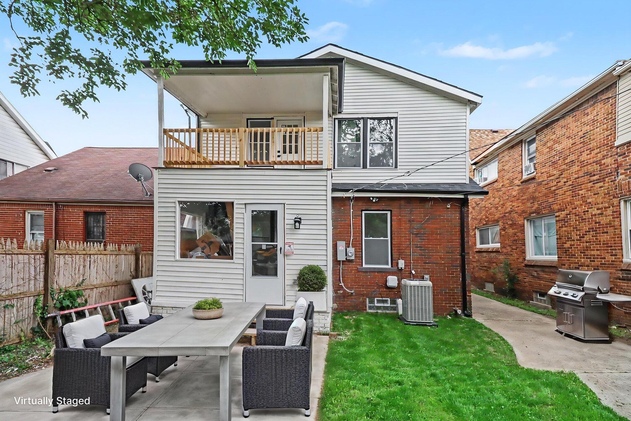 17152 Roselawn Street Property Photo 36