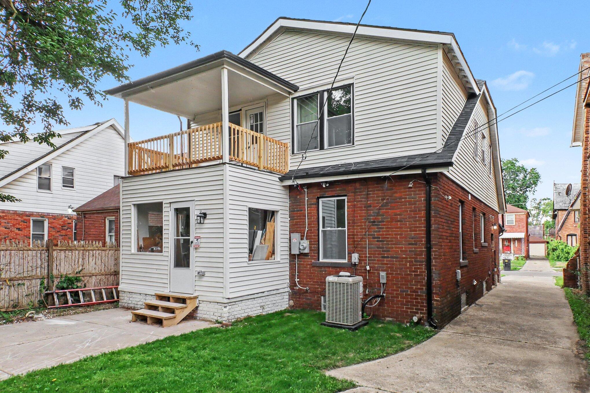 17152 Roselawn Street Property Photo 37