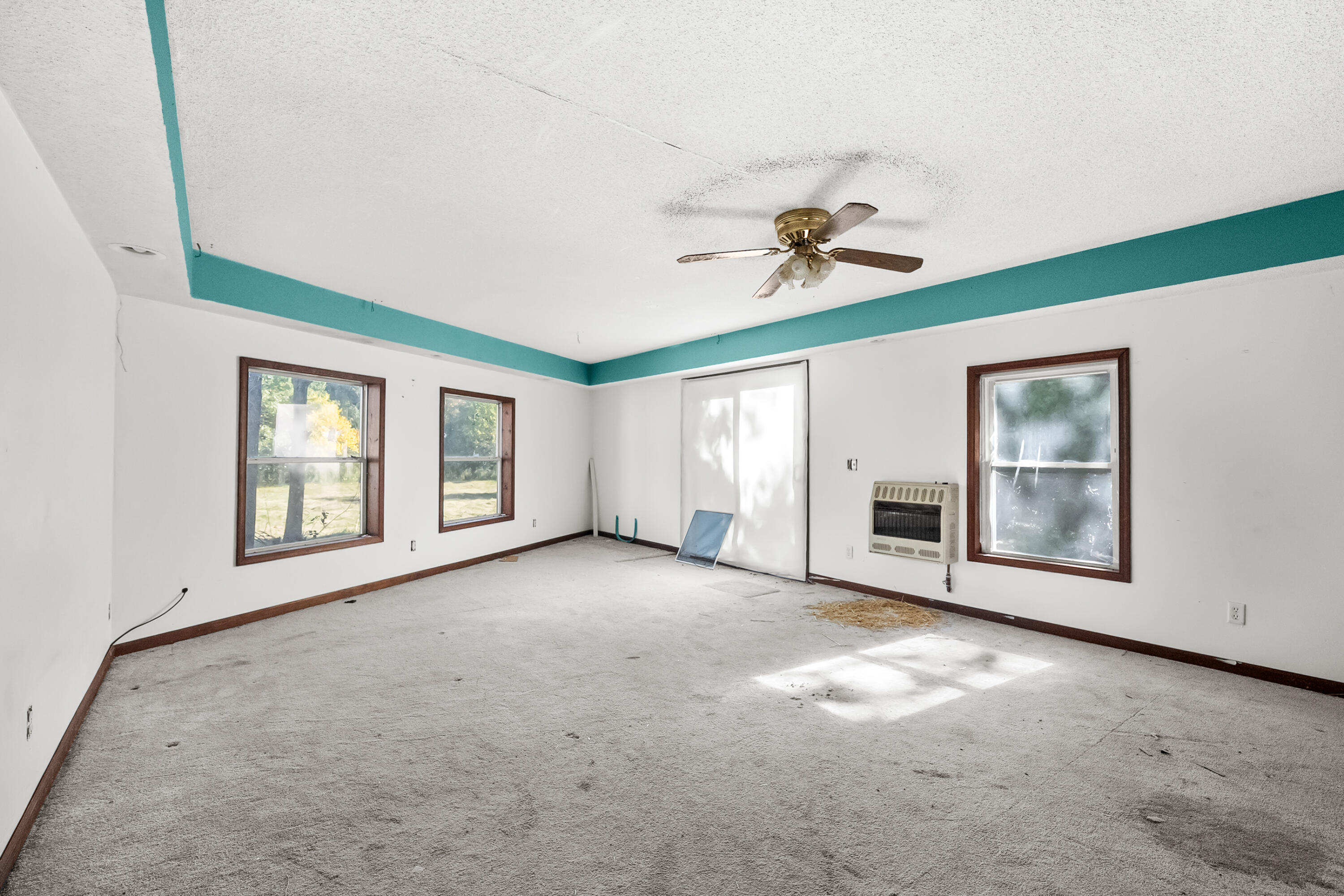 2740 111th Avenue Property Photo 6