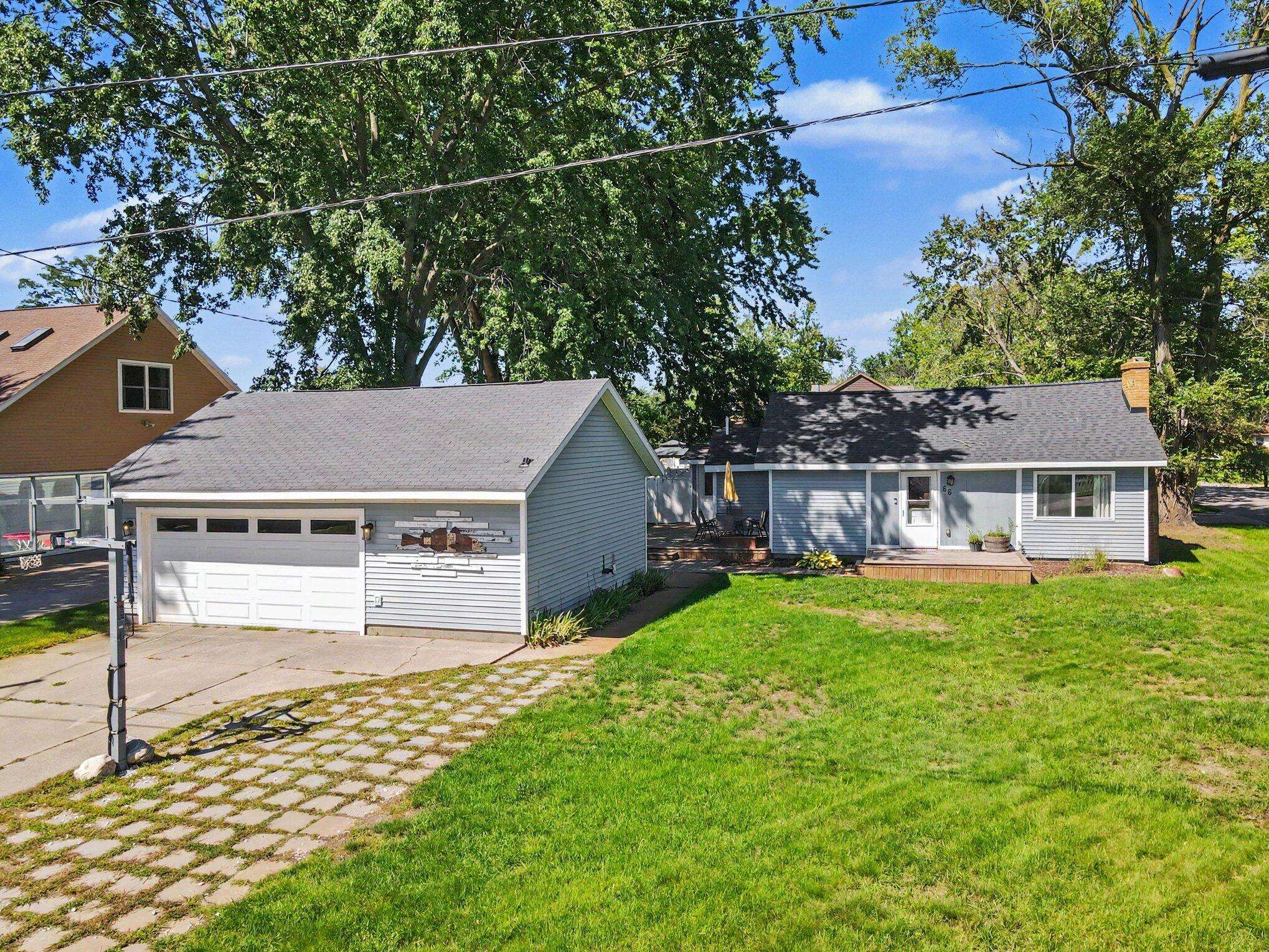 66 Lakeview Avenue Property Photo 1