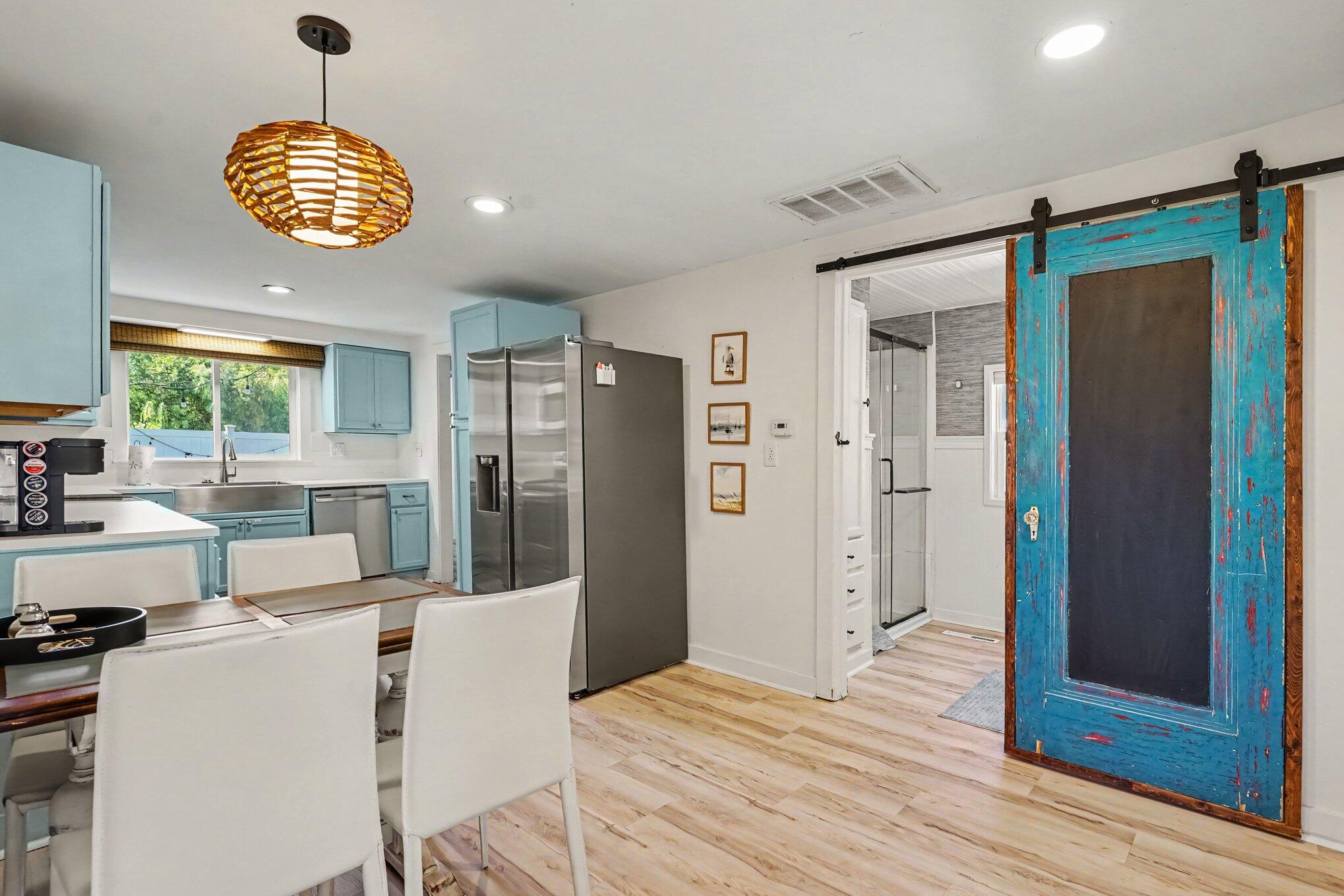 66 Lakeview Avenue Property Photo 8