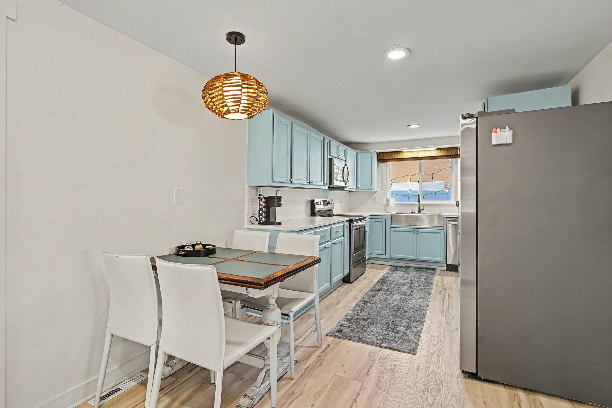 66 Lakeview Avenue Property Photo 12