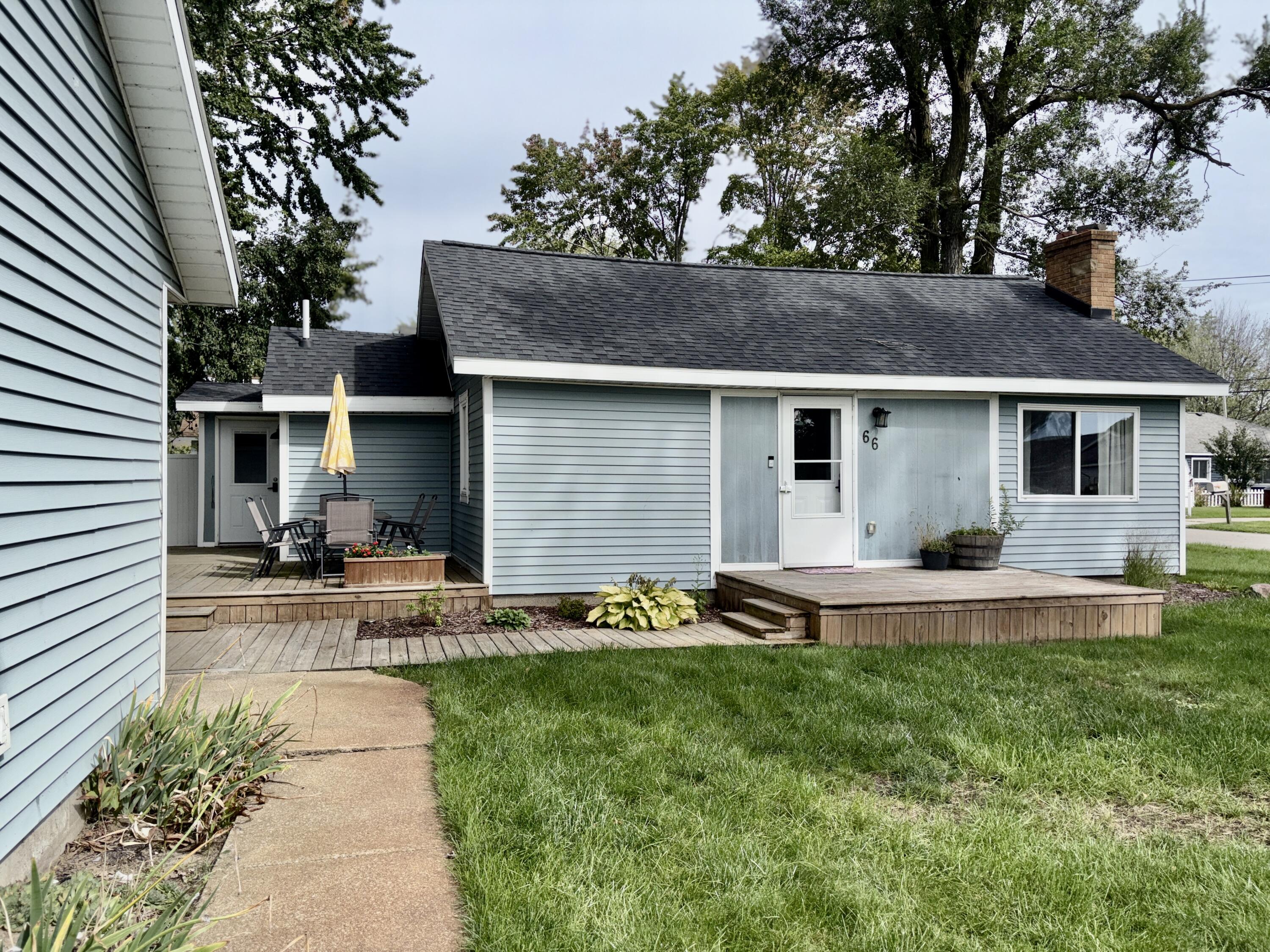66 Lakeview Avenue Property Photo 43