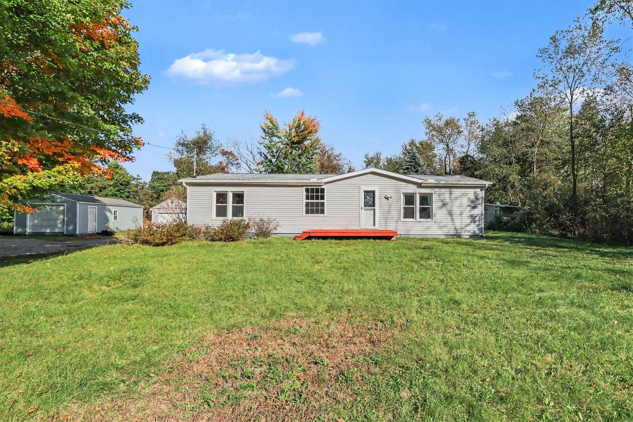 10671 Hillandale Drive Property Photo 2