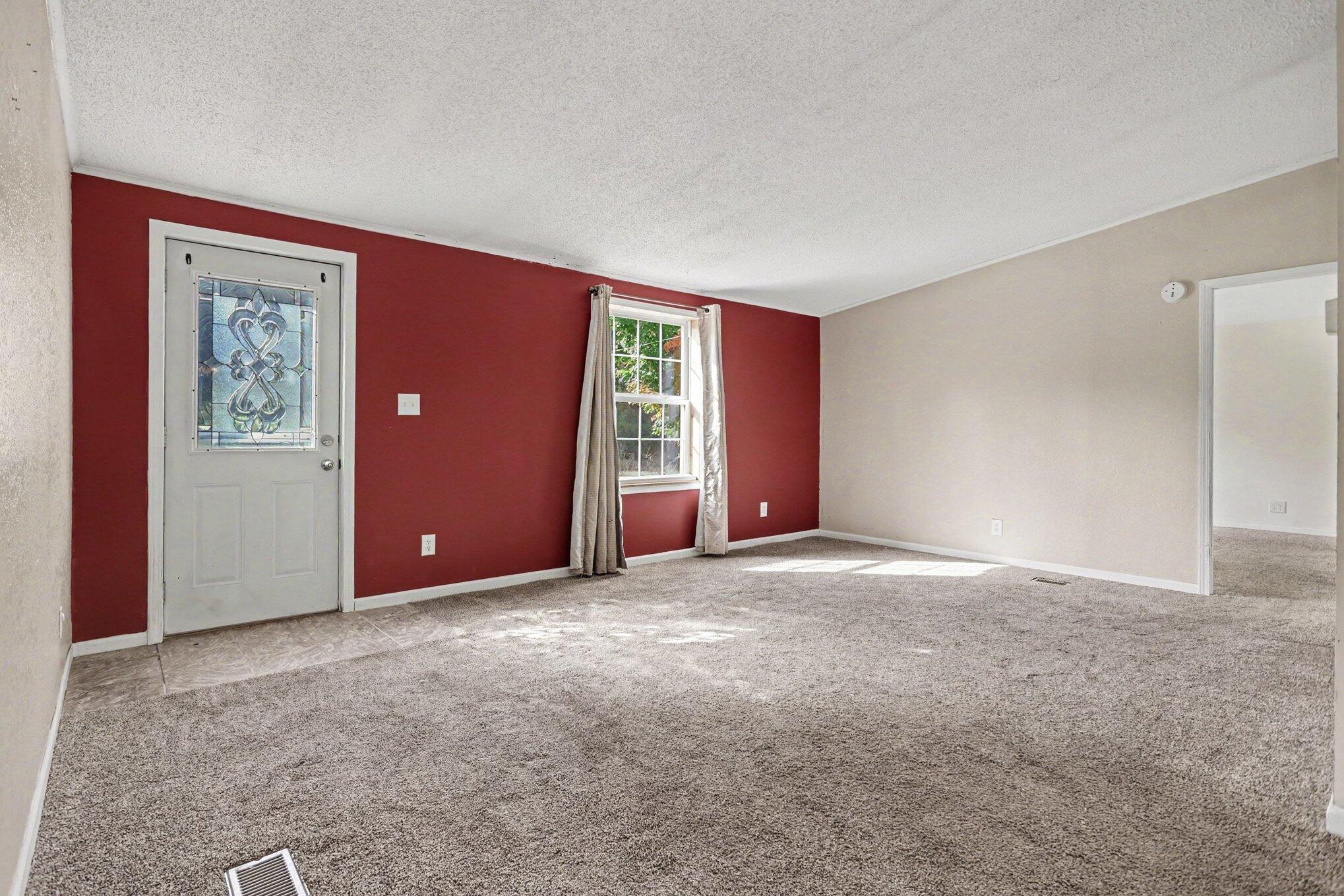10671 Hillandale Drive Property Photo 6
