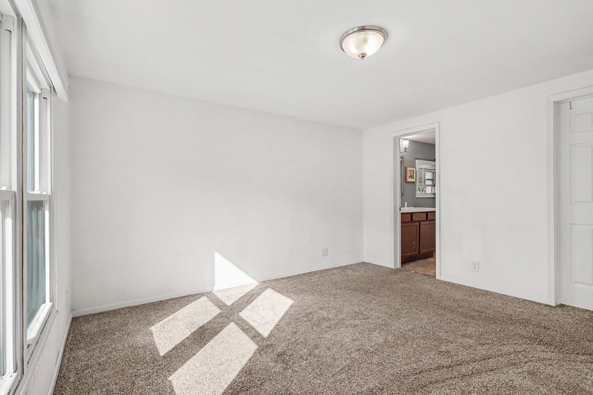 10671 Hillandale Drive Property Photo 15