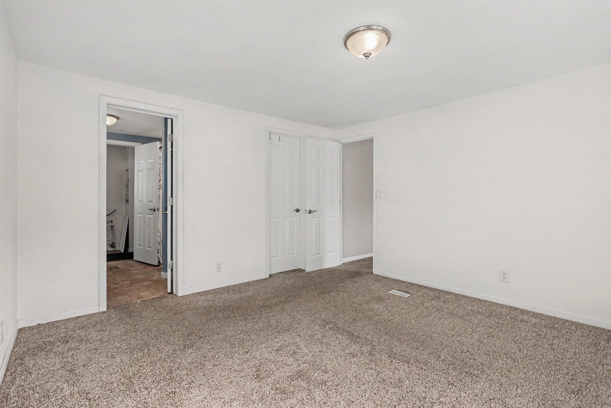 10671 Hillandale Drive Property Photo 16