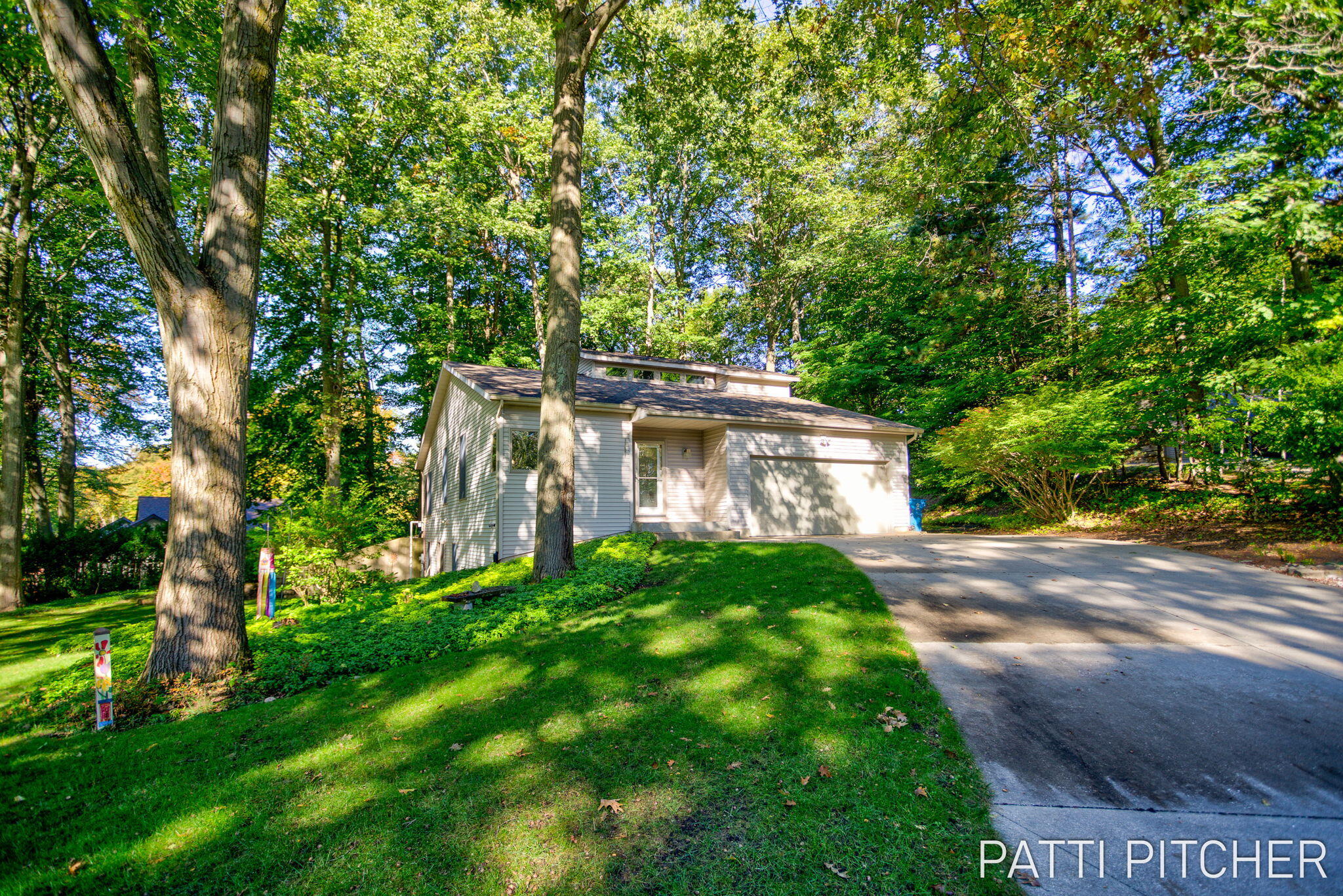 13582 Redbird Lane Property Photo 1