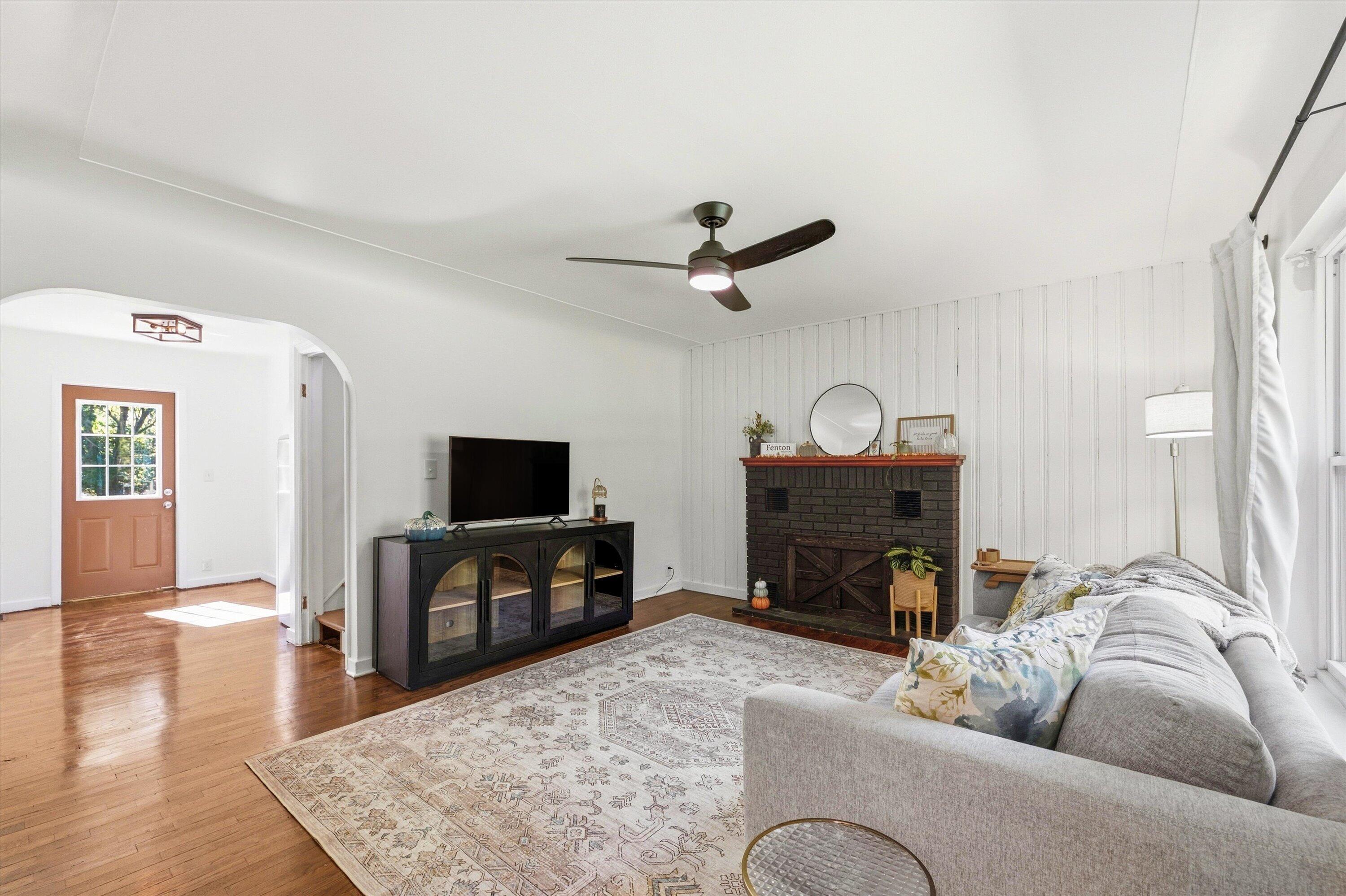 835 W Silver Lake Road Property Photo 3