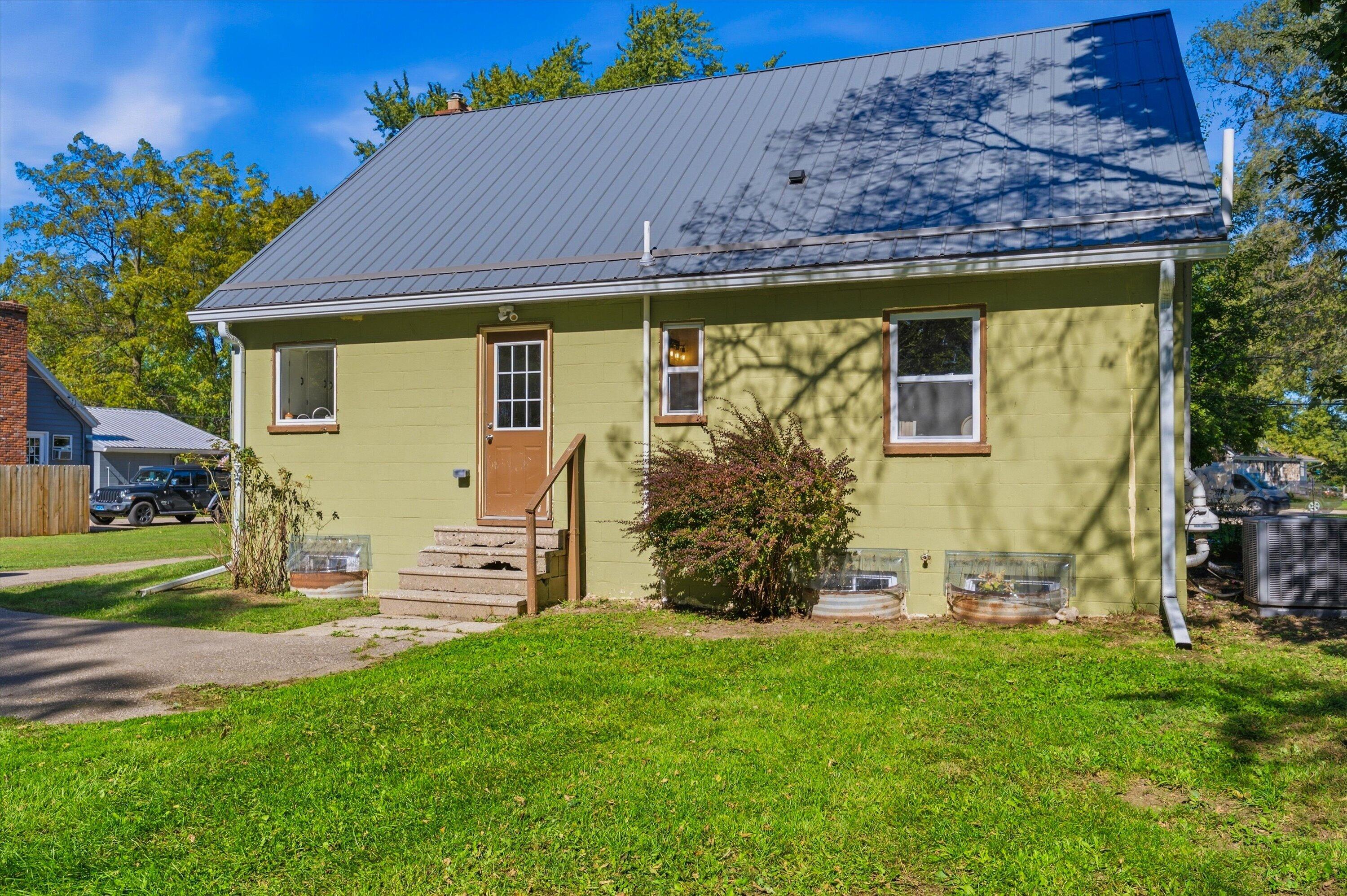 835 W Silver Lake Road Property Photo 37