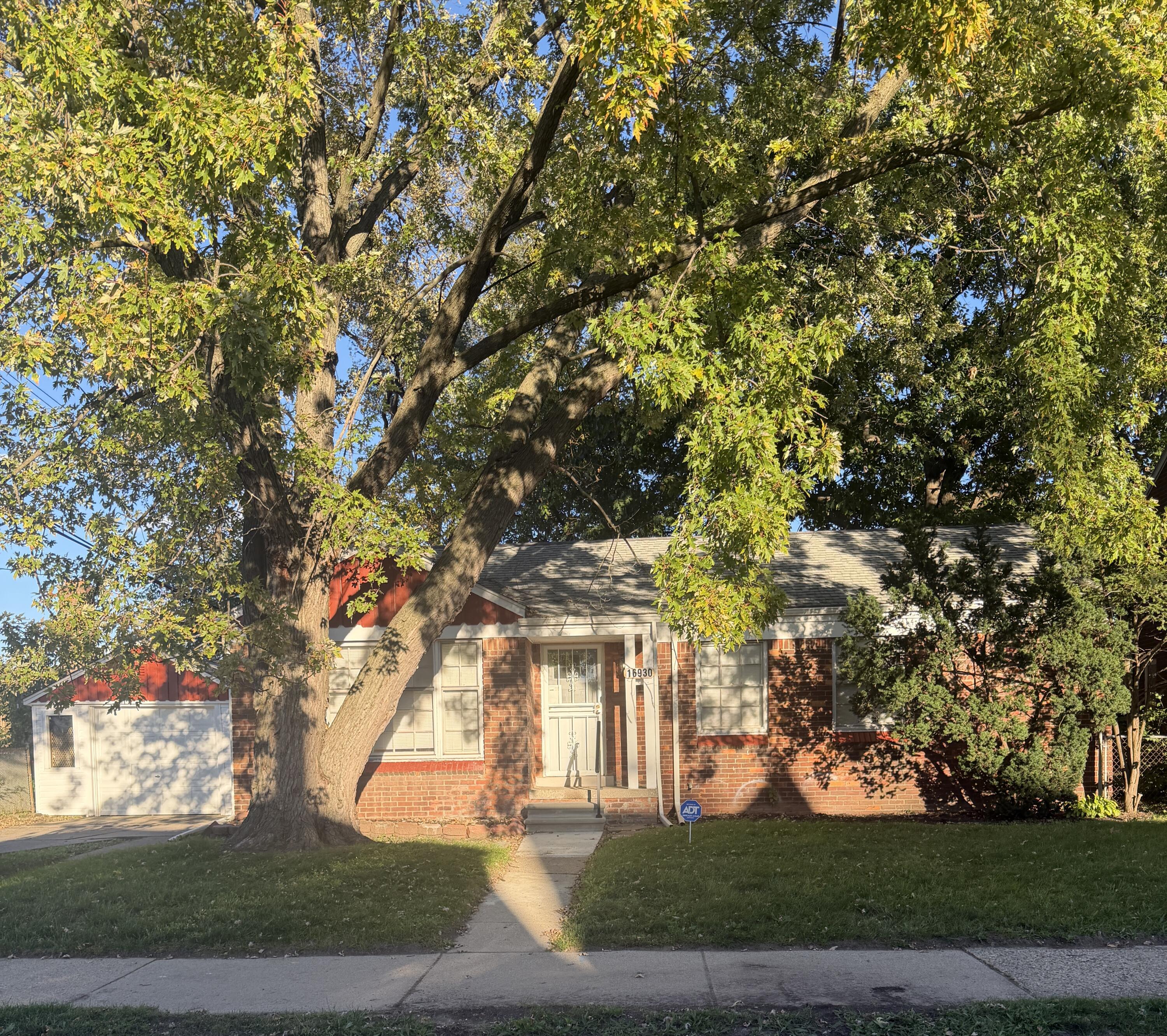 16930 Sorrento Avenue Property Photo 1